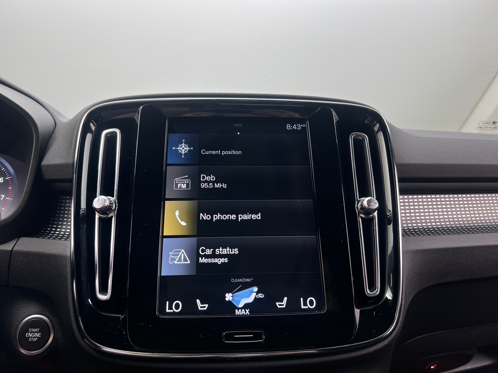 Thumbnail: 2019 Volvo XC40 - 4