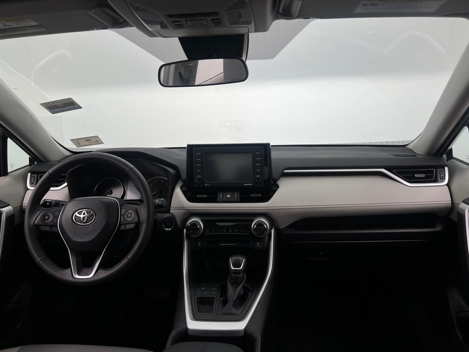 Thumbnail: 2022 Toyota RAV4 - 2