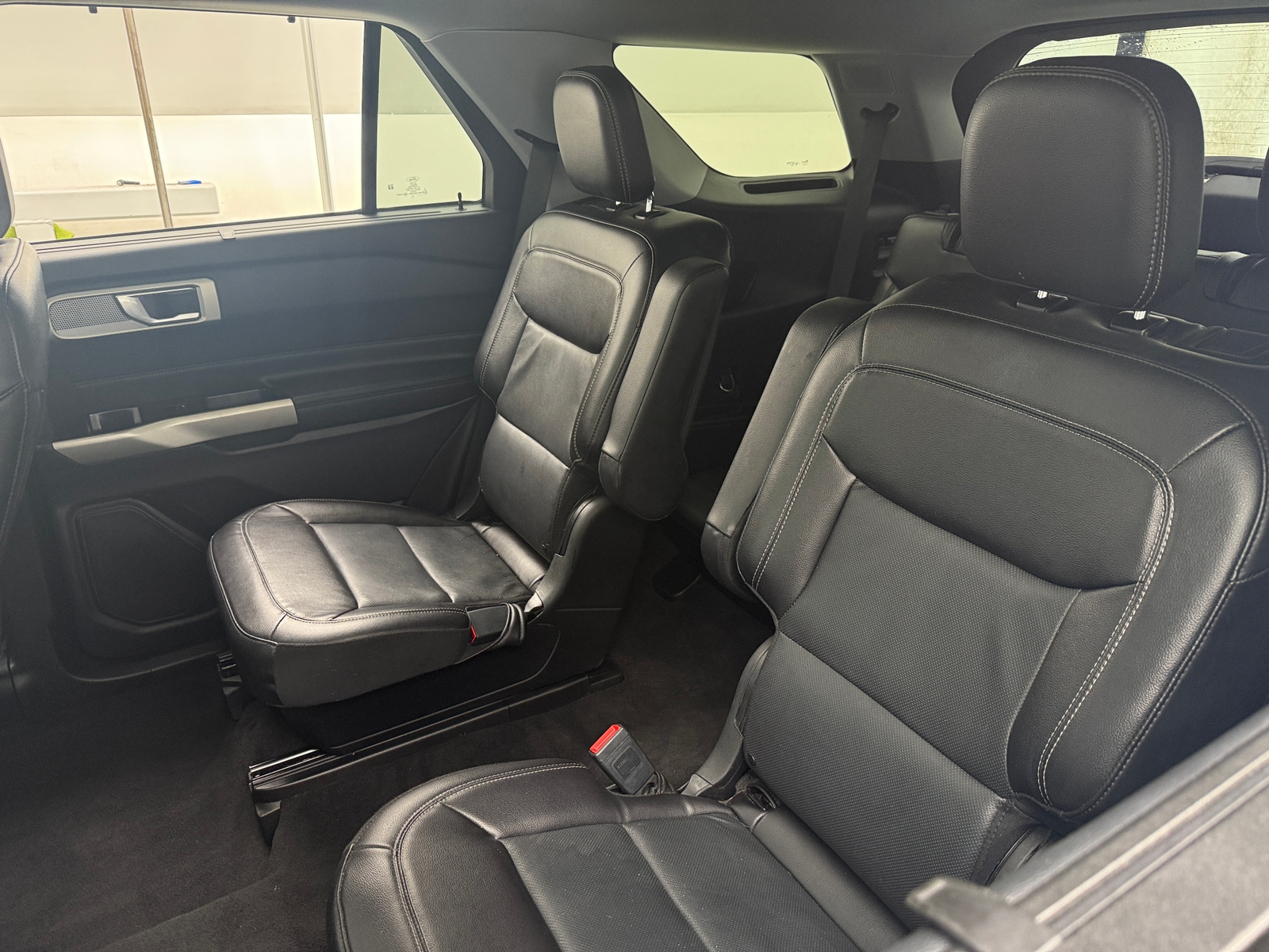 Thumbnail: 2022 Ford Explorer - 6