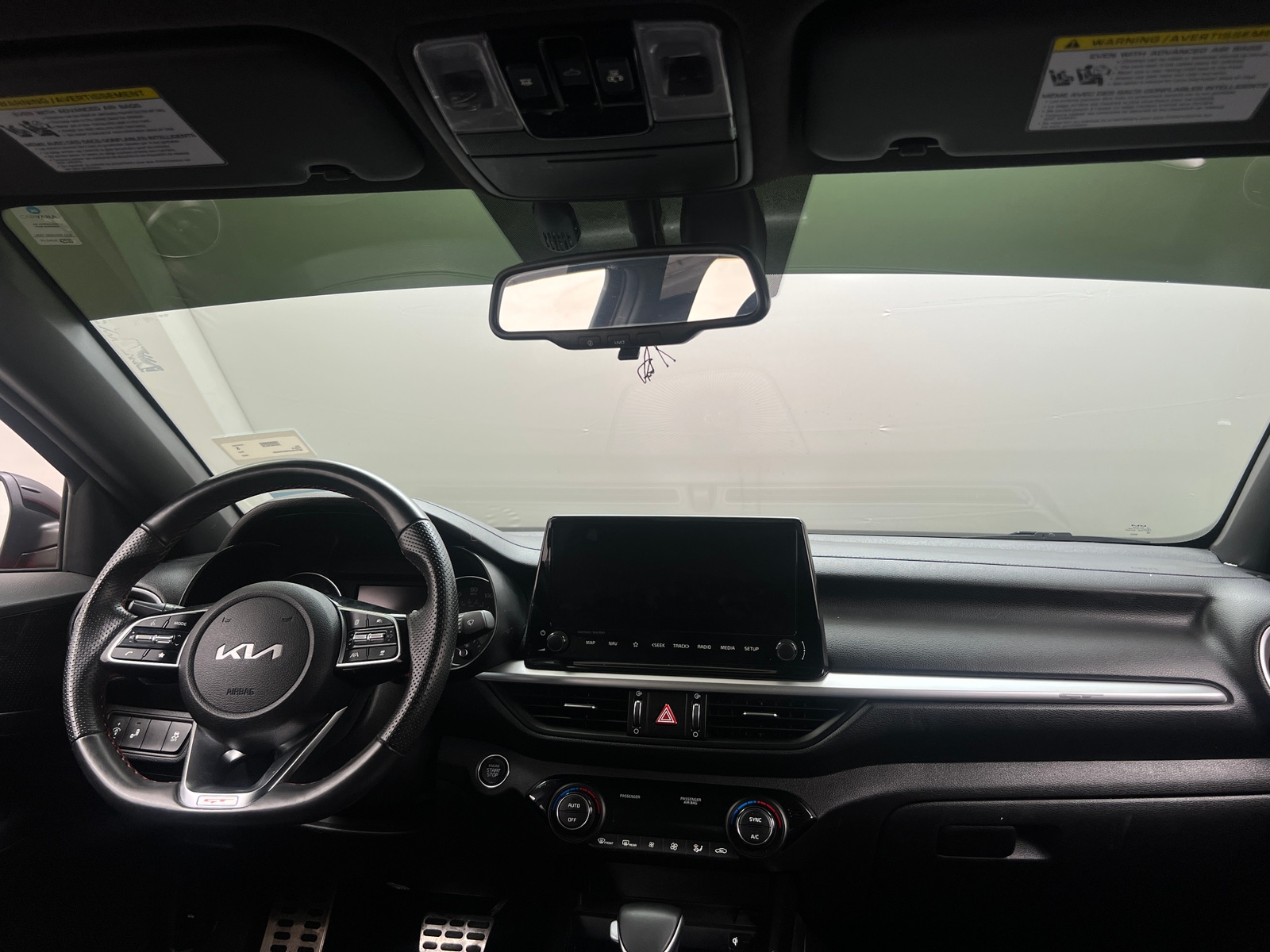 Thumbnail: 2022 Kia Forte - 3
