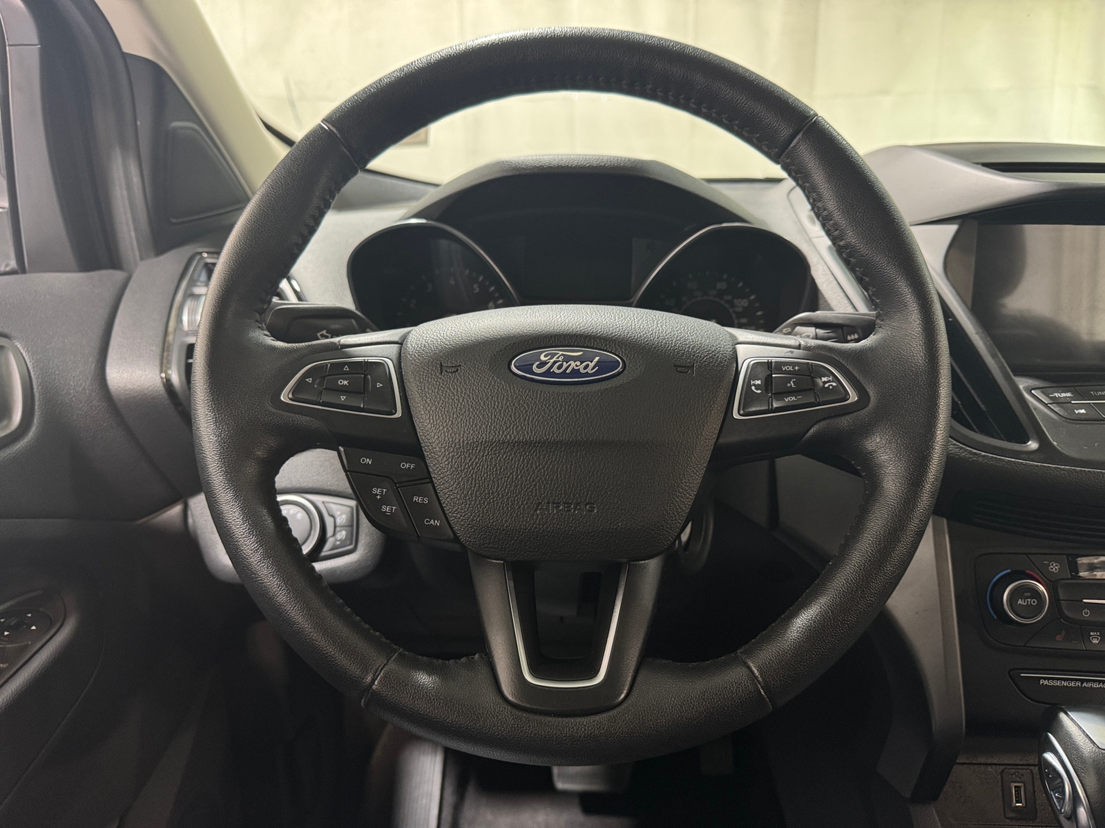 Thumbnail: 2018 Ford Escape - 4