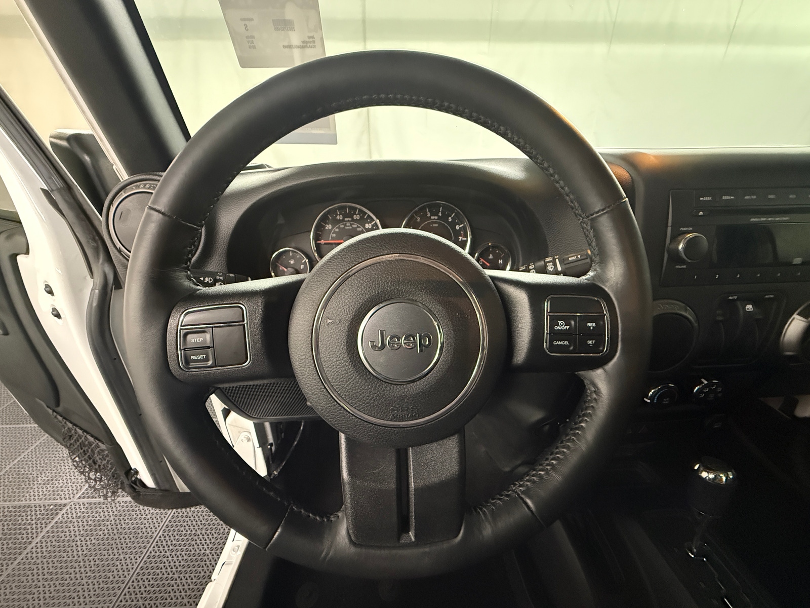 Thumbnail: 2016 Jeep Wrangler - 5