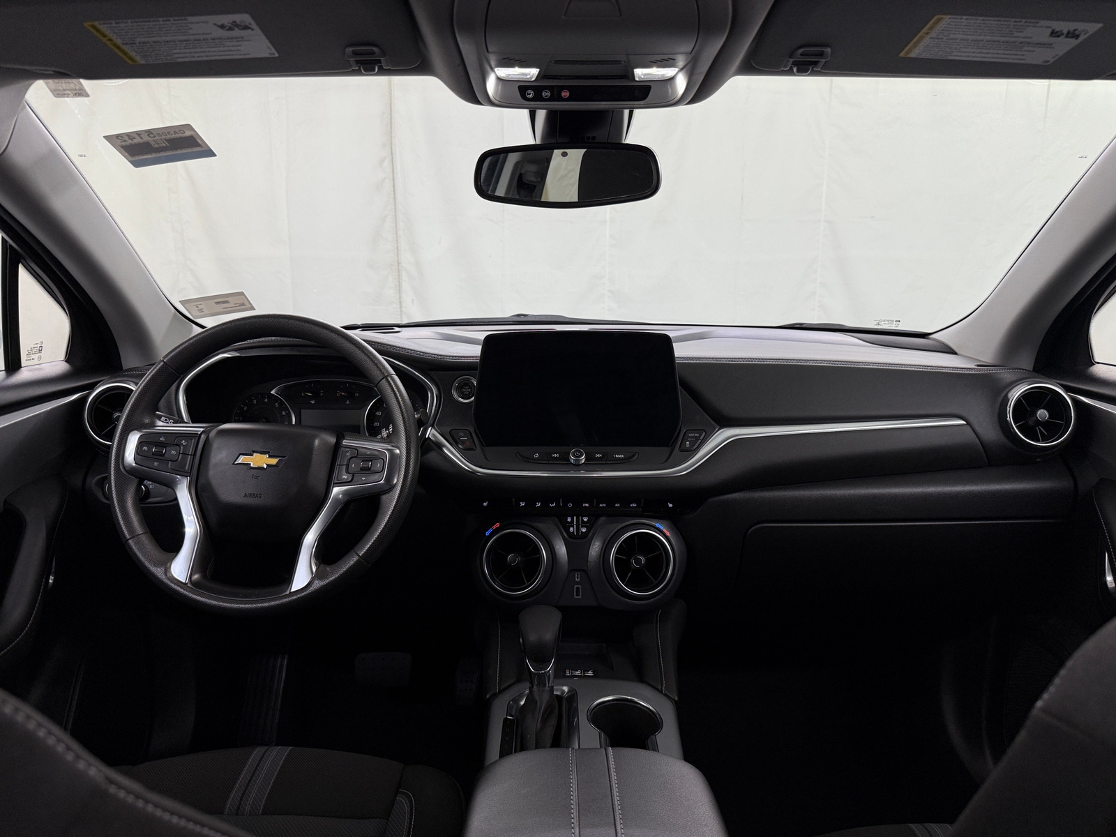 Thumbnail: 2023 Chevrolet Blazer - 3