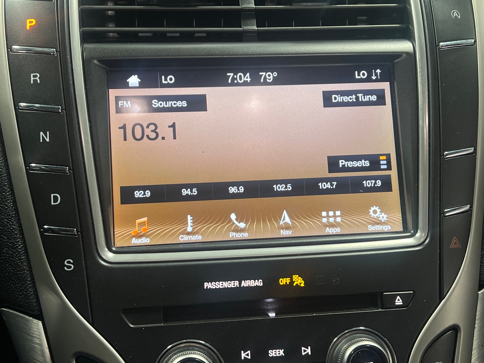 Thumbnail: 2019 Lincoln Nautilus - 3