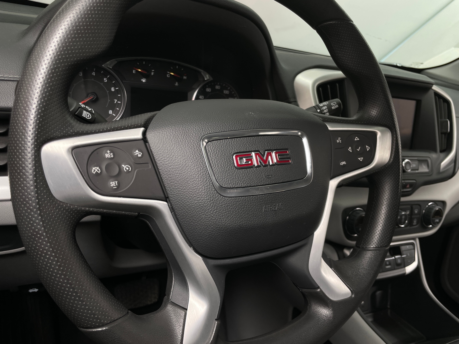 Thumbnail: 2022 GMC Terrain - 5