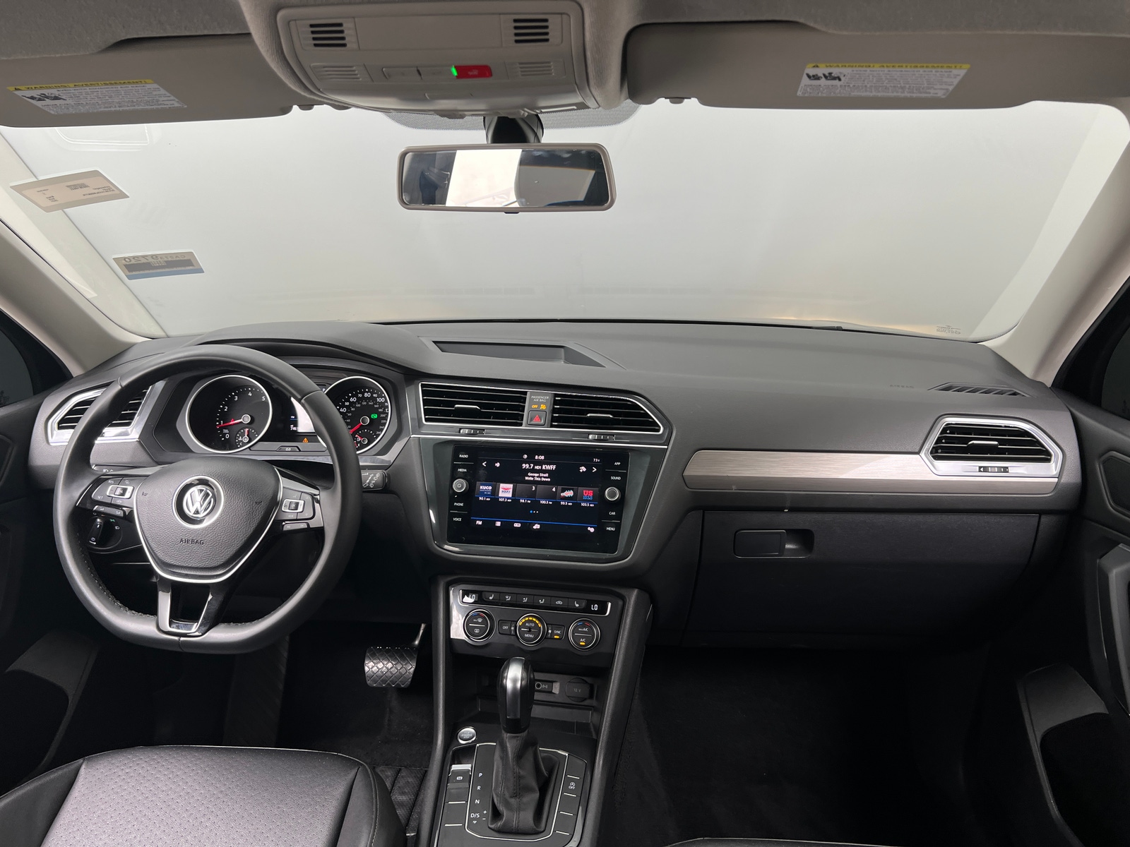 Thumbnail: 2020 Volkswagen Tiguan - 2