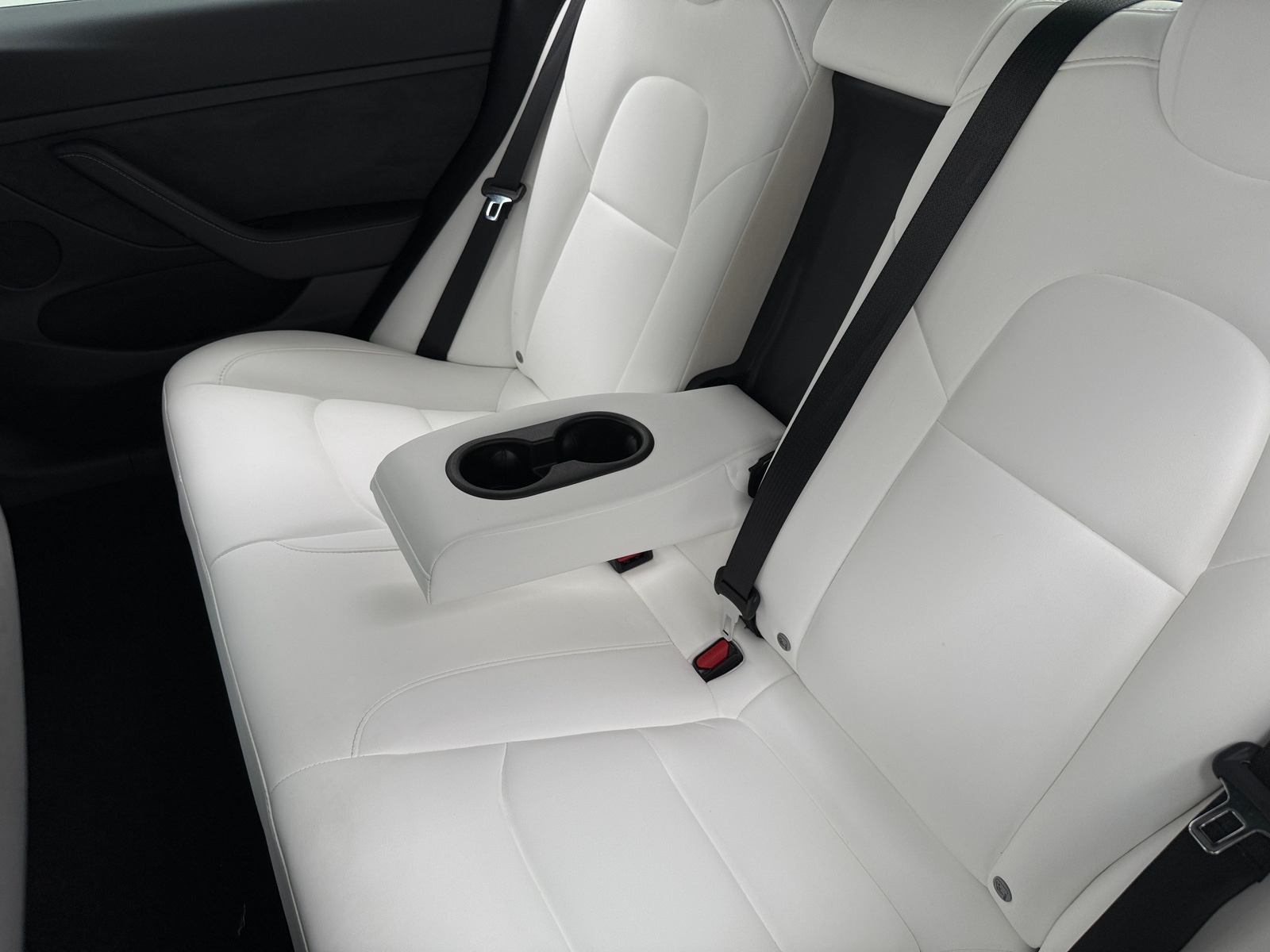 Thumbnail: 2021 Tesla Model 3 - 5