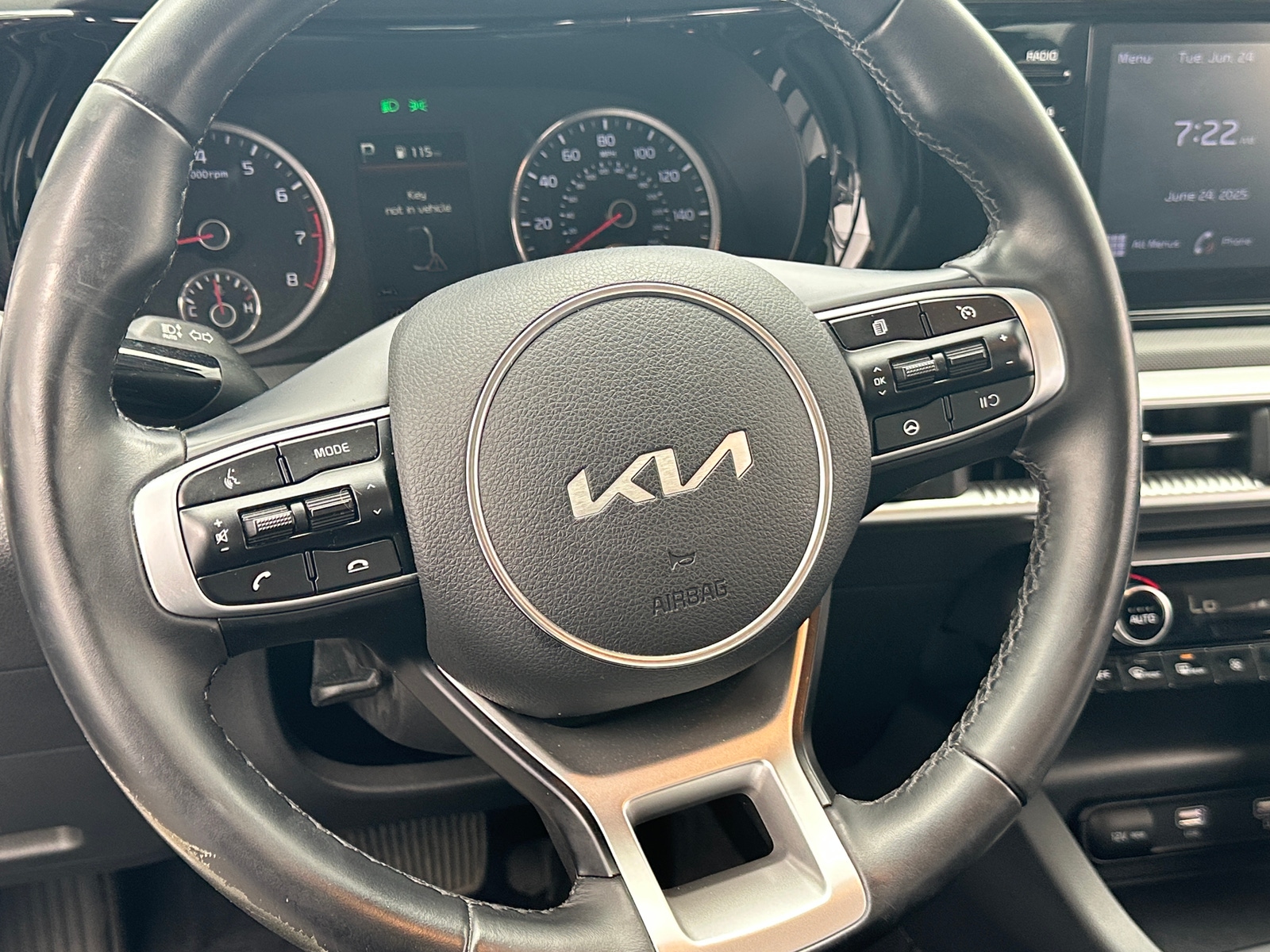 Thumbnail: 2022 Kia K5 - 5