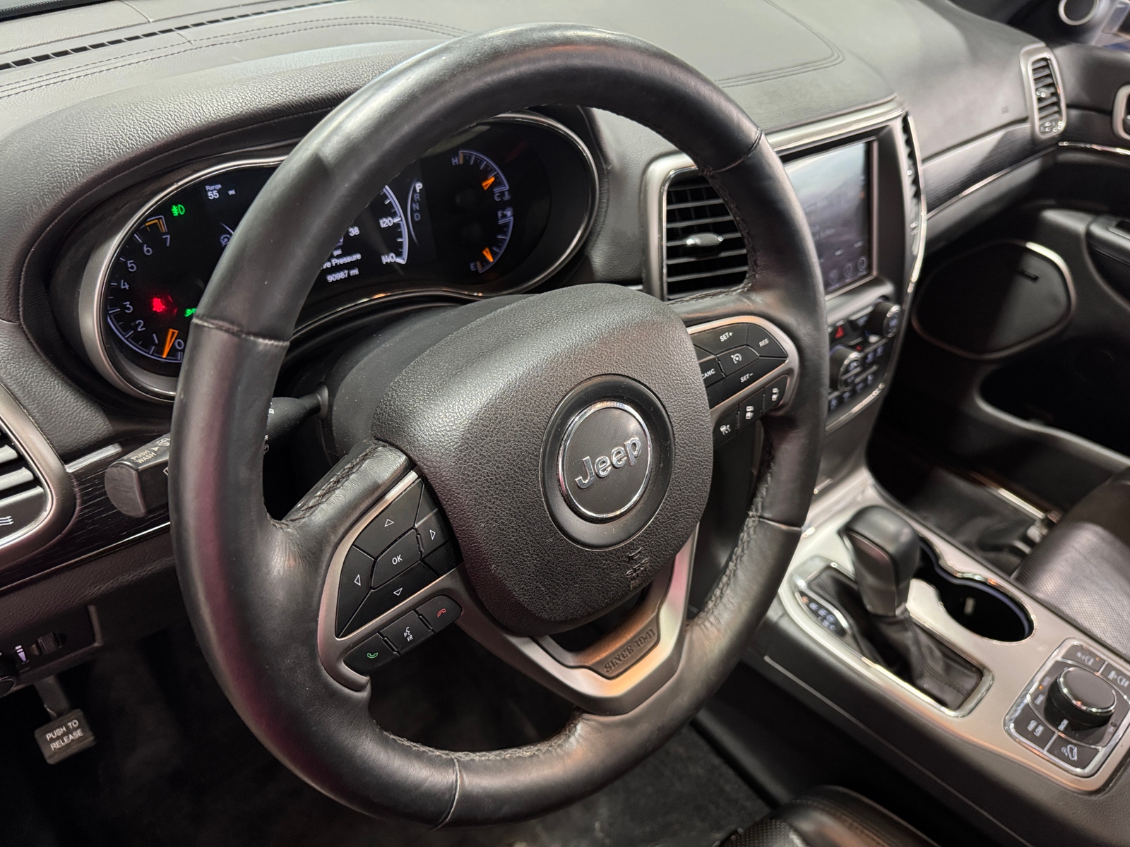 Thumbnail: 2018 Jeep Grand Cherokee - 2