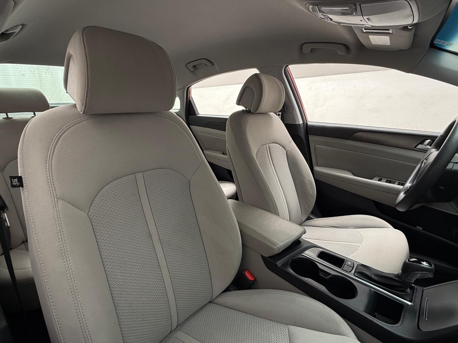 Thumbnail: 2016 Hyundai Sonata - 2