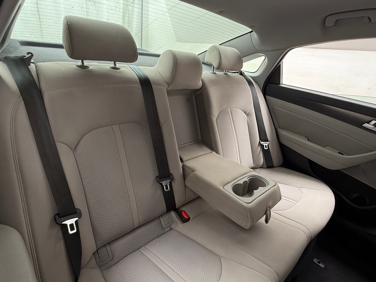 Thumbnail: 2016 Hyundai Sonata - 6