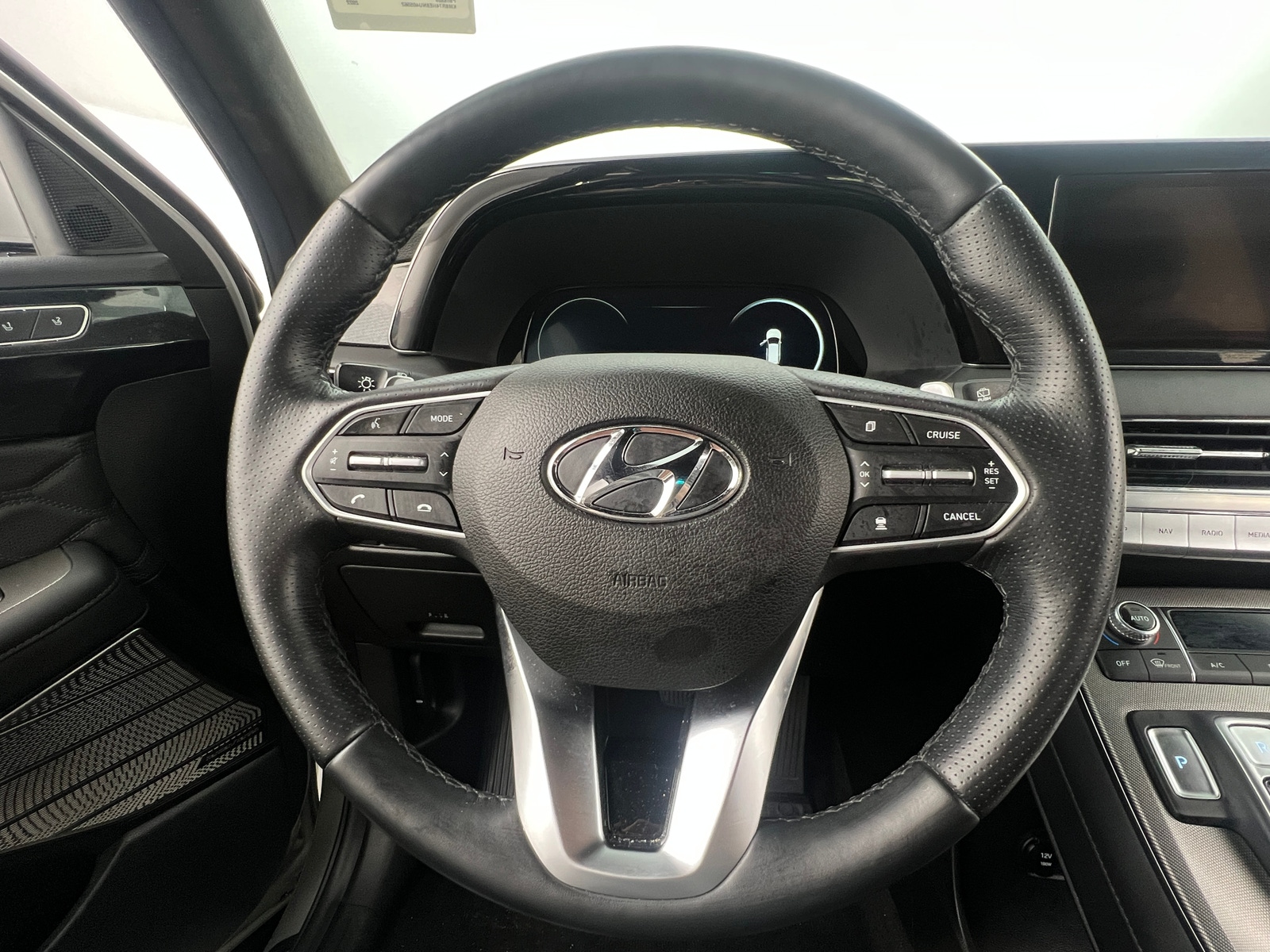 Thumbnail: 2022 Hyundai Palisade - 4