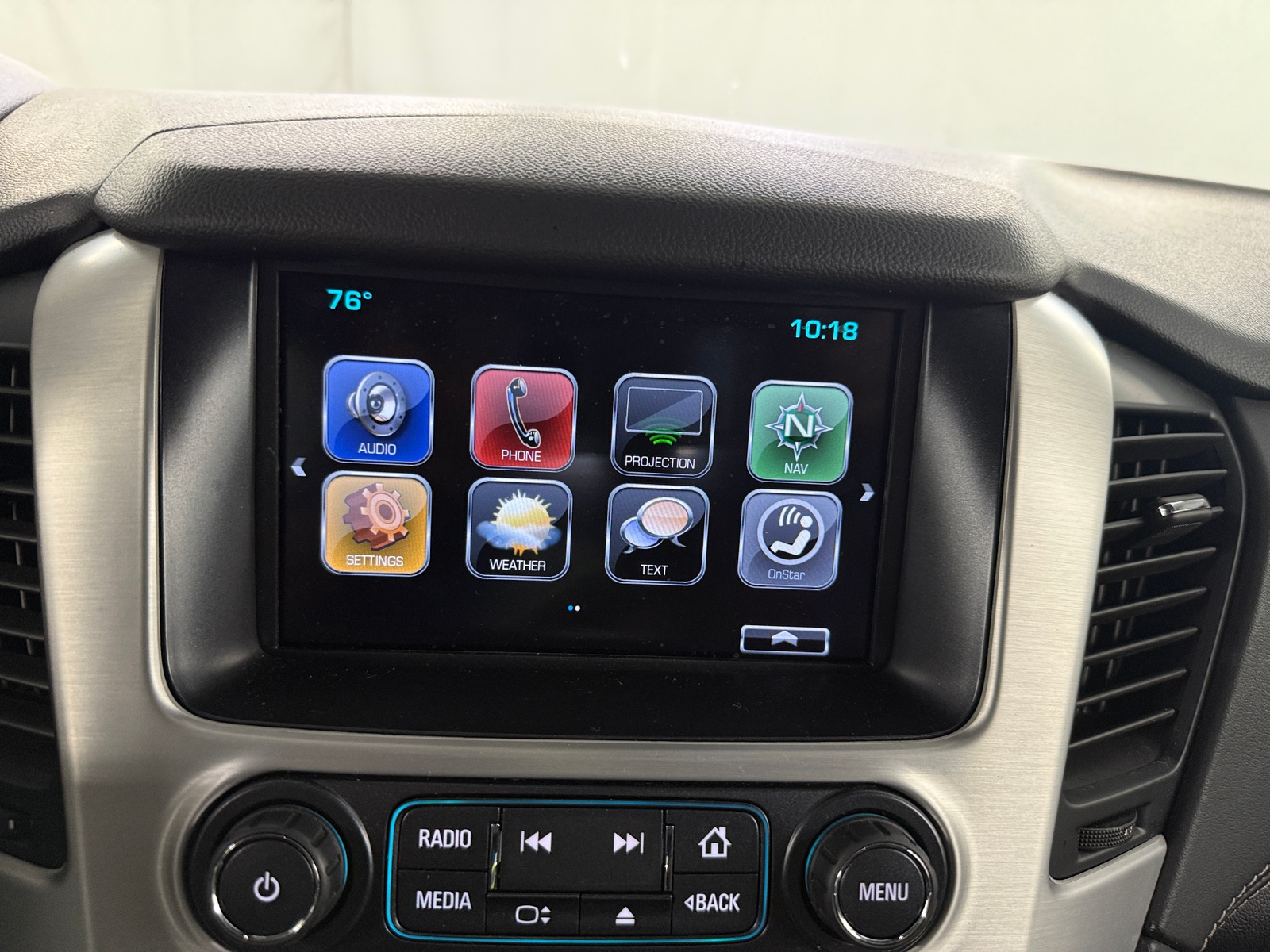 Thumbnail: 2018 GMC Yukon - 3