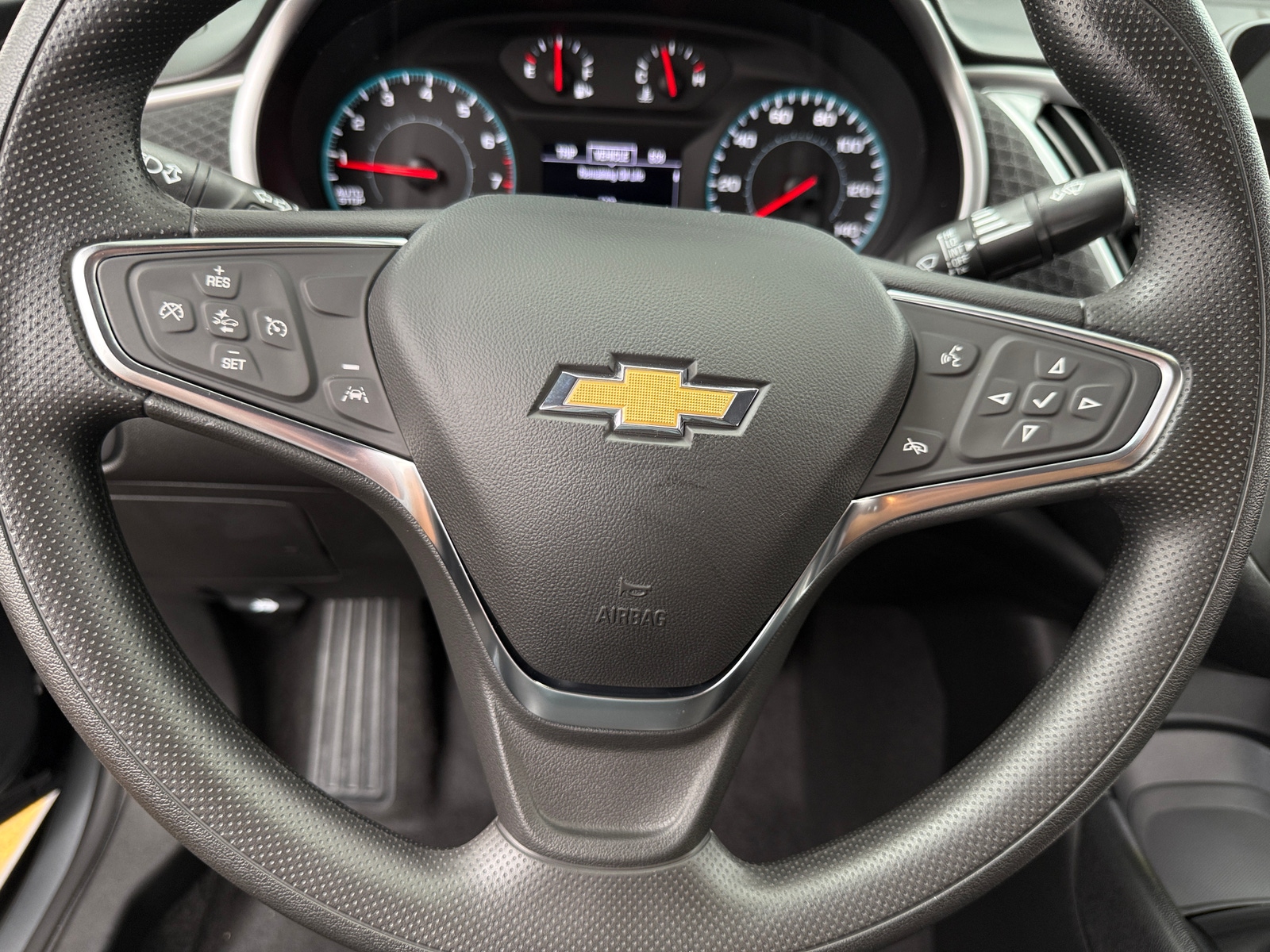 Thumbnail: 2024 Chevrolet Malibu - 5