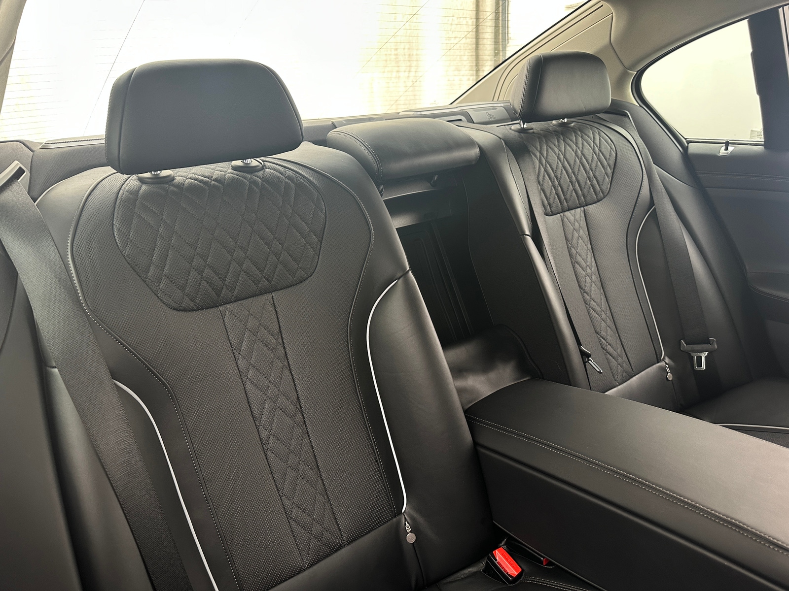 Thumbnail: 2016 BMW 7 Series - 5