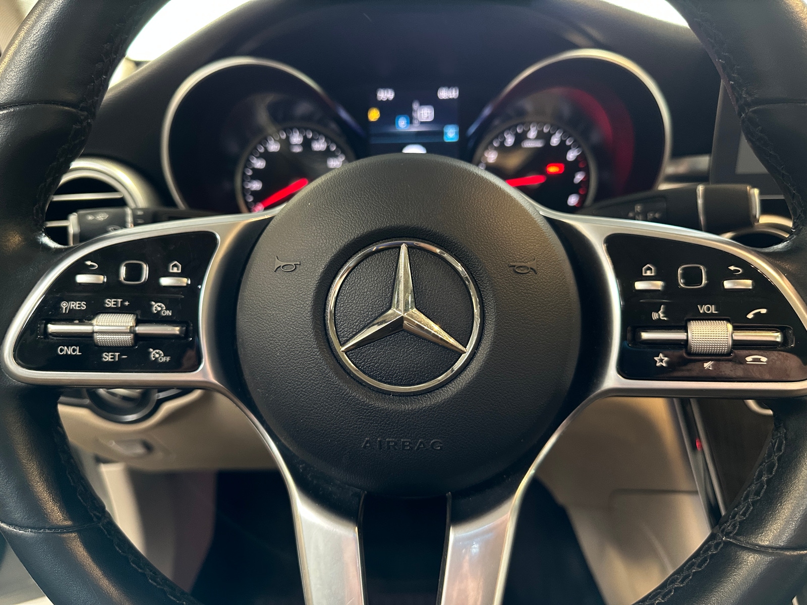 Thumbnail: 2020 Mercedes-Benz GLC - 4