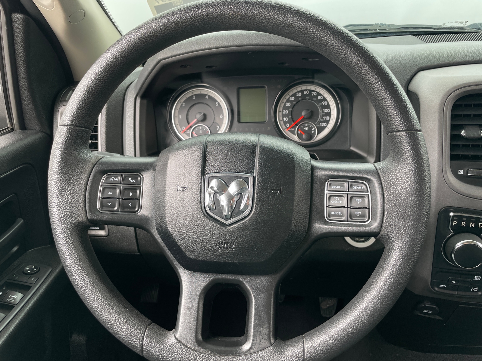 Thumbnail: 2019 RAM 1500 Classic - 5