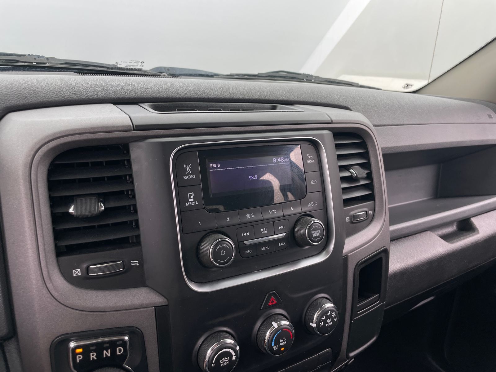 Thumbnail: 2019 RAM 1500 Classic - 4