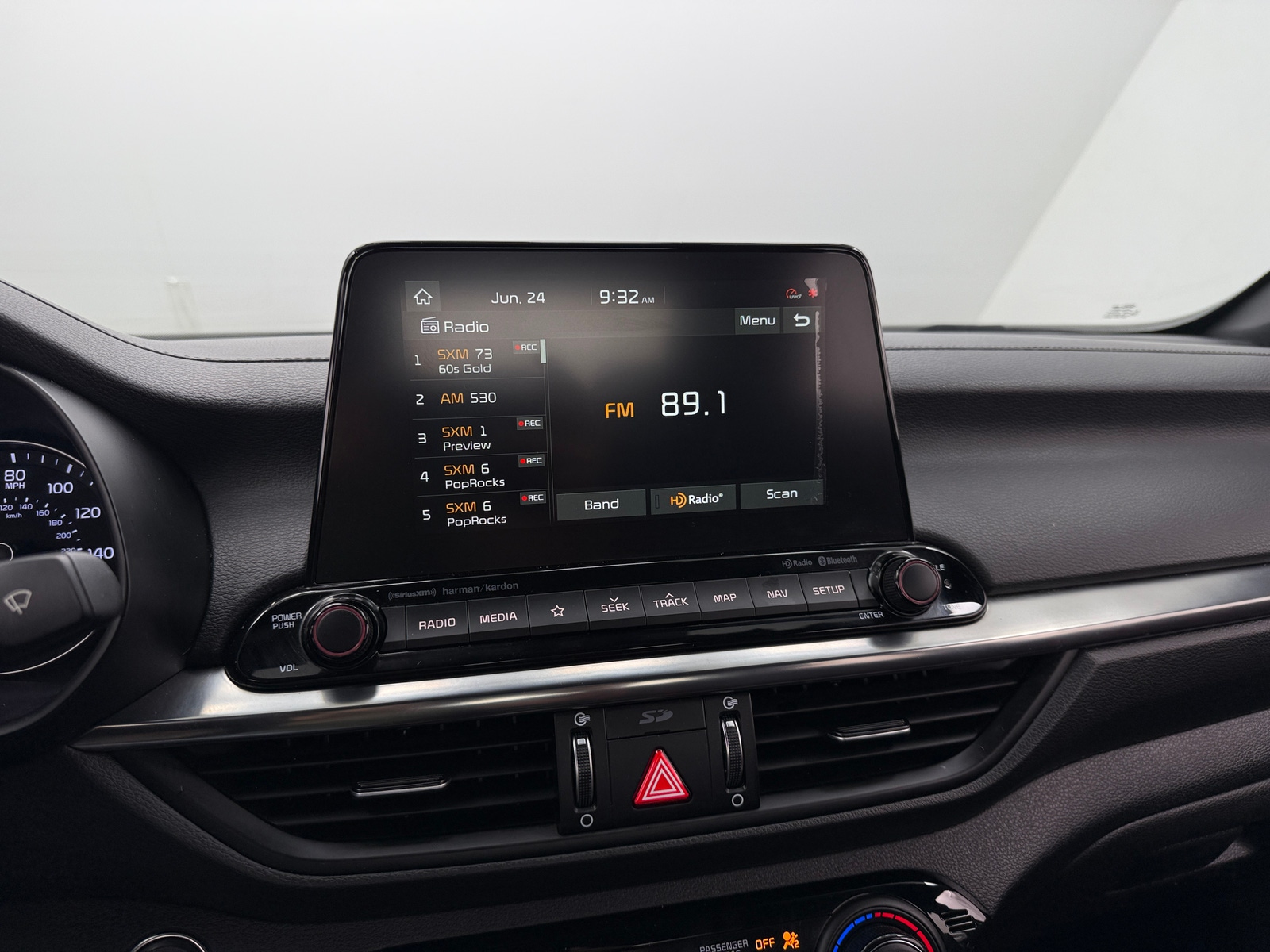Thumbnail: 2020 Kia Forte - 3