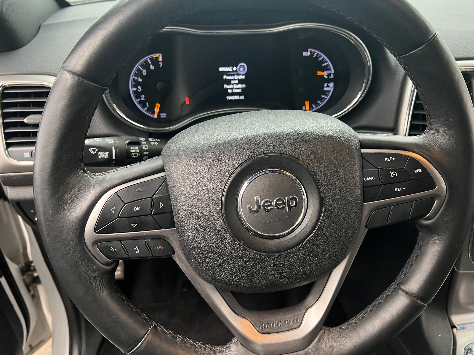 Thumbnail: 2018 Jeep Grand Cherokee - 4