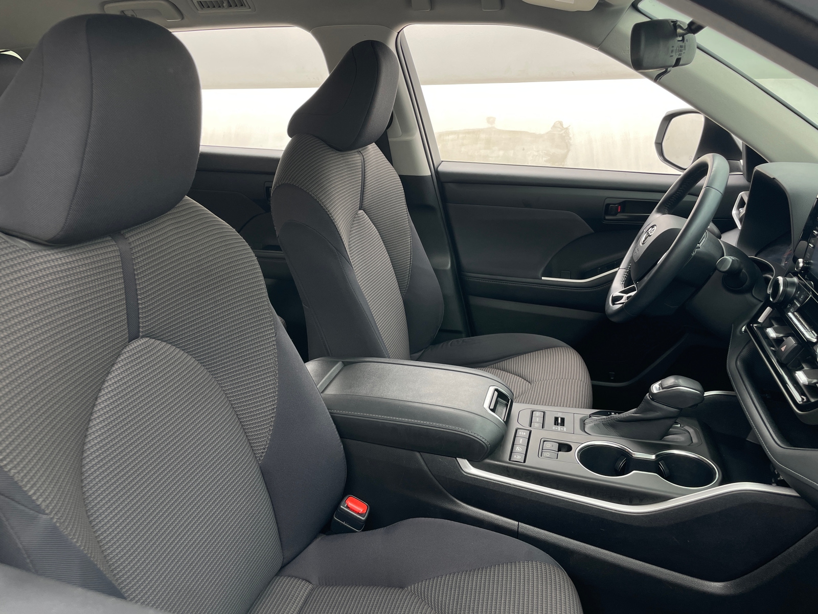 Thumbnail: 2020 Toyota Highlander - 2