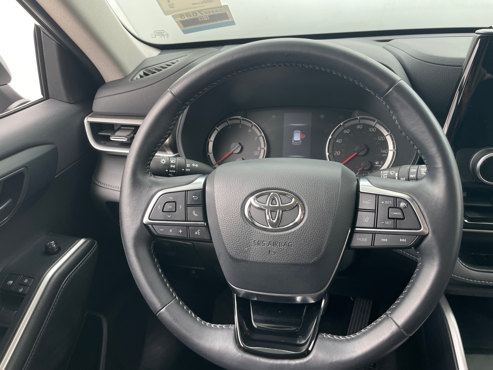 Thumbnail: 2020 Toyota Highlander - 5