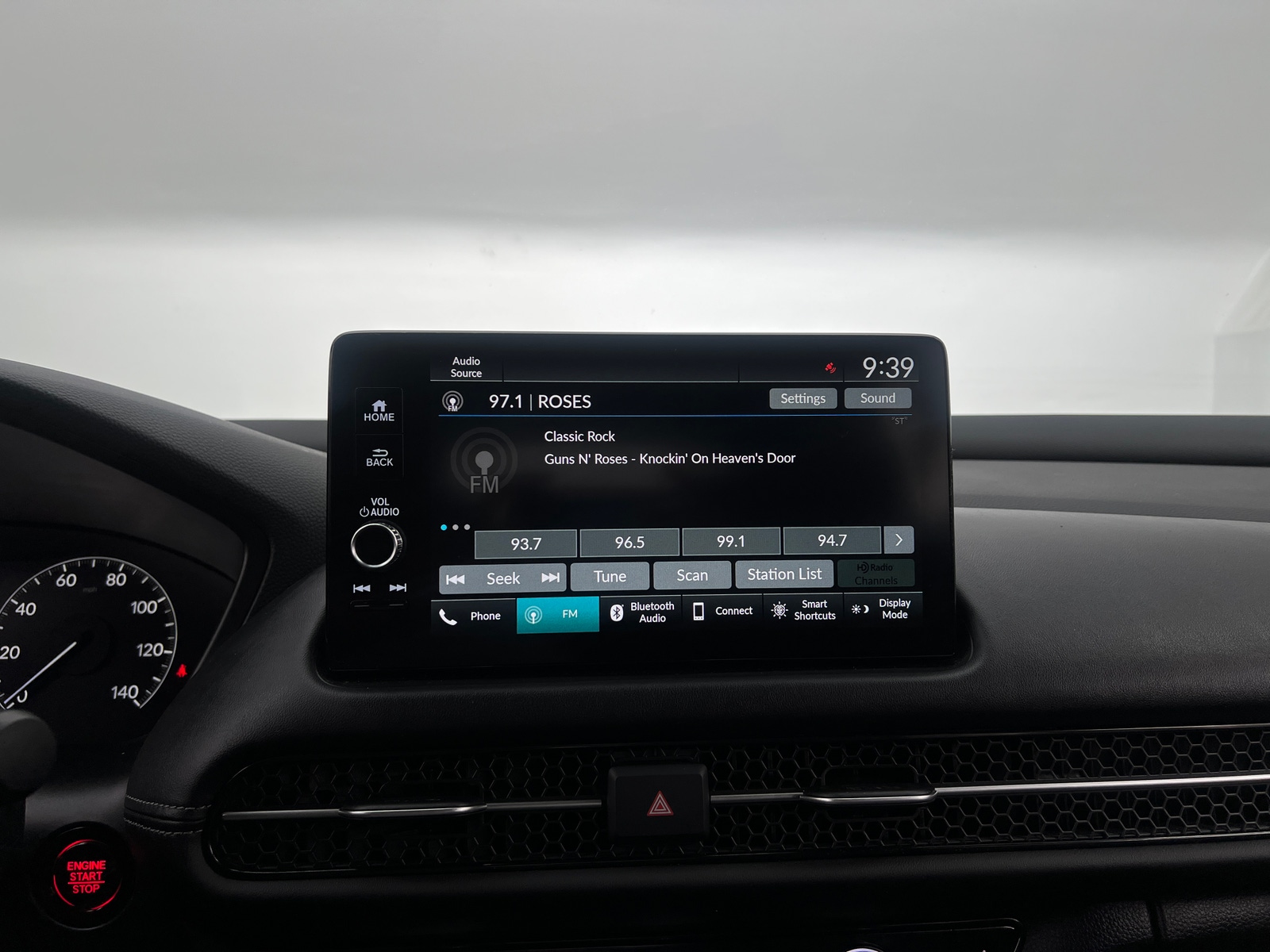 Thumbnail: 2023 Honda HR-V - 3