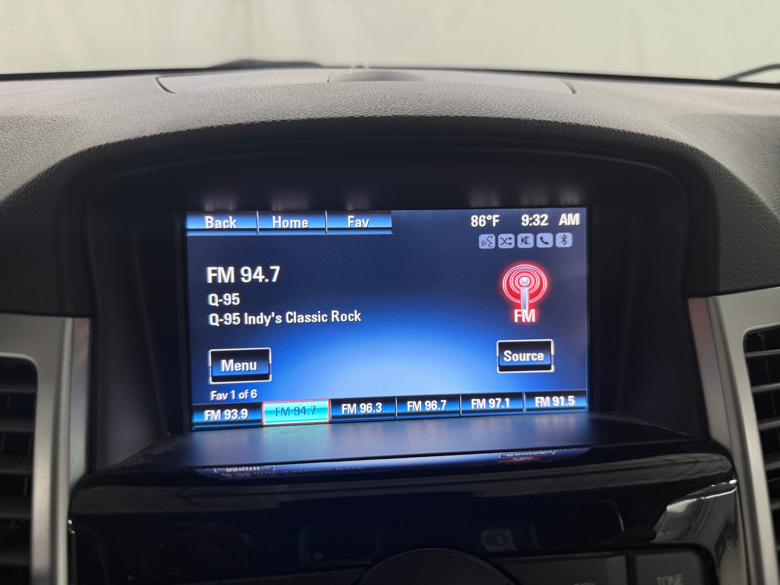 Thumbnail: 2014 Chevrolet Cruze - 4