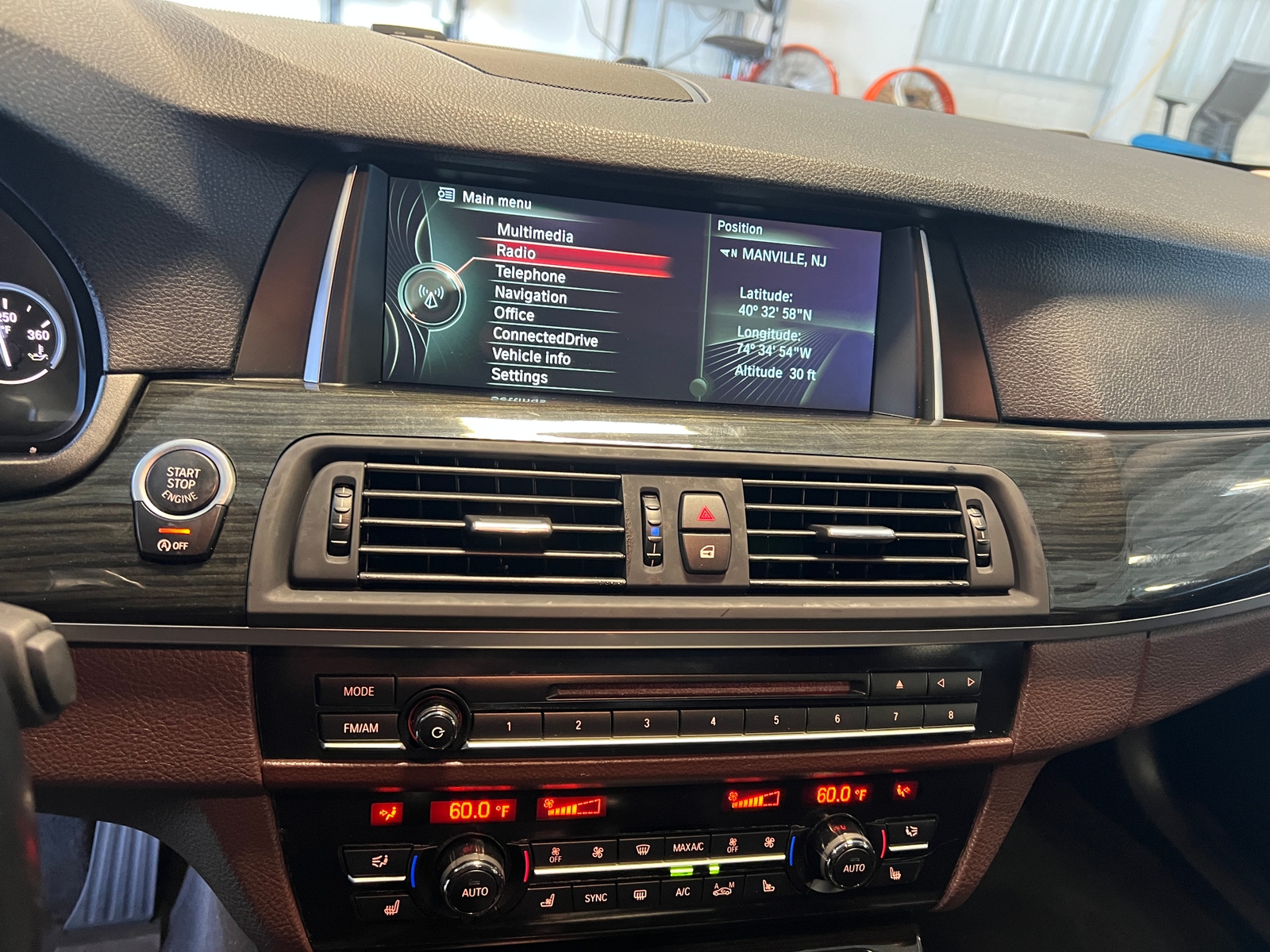 Thumbnail: 2014 BMW 5 Series - 3