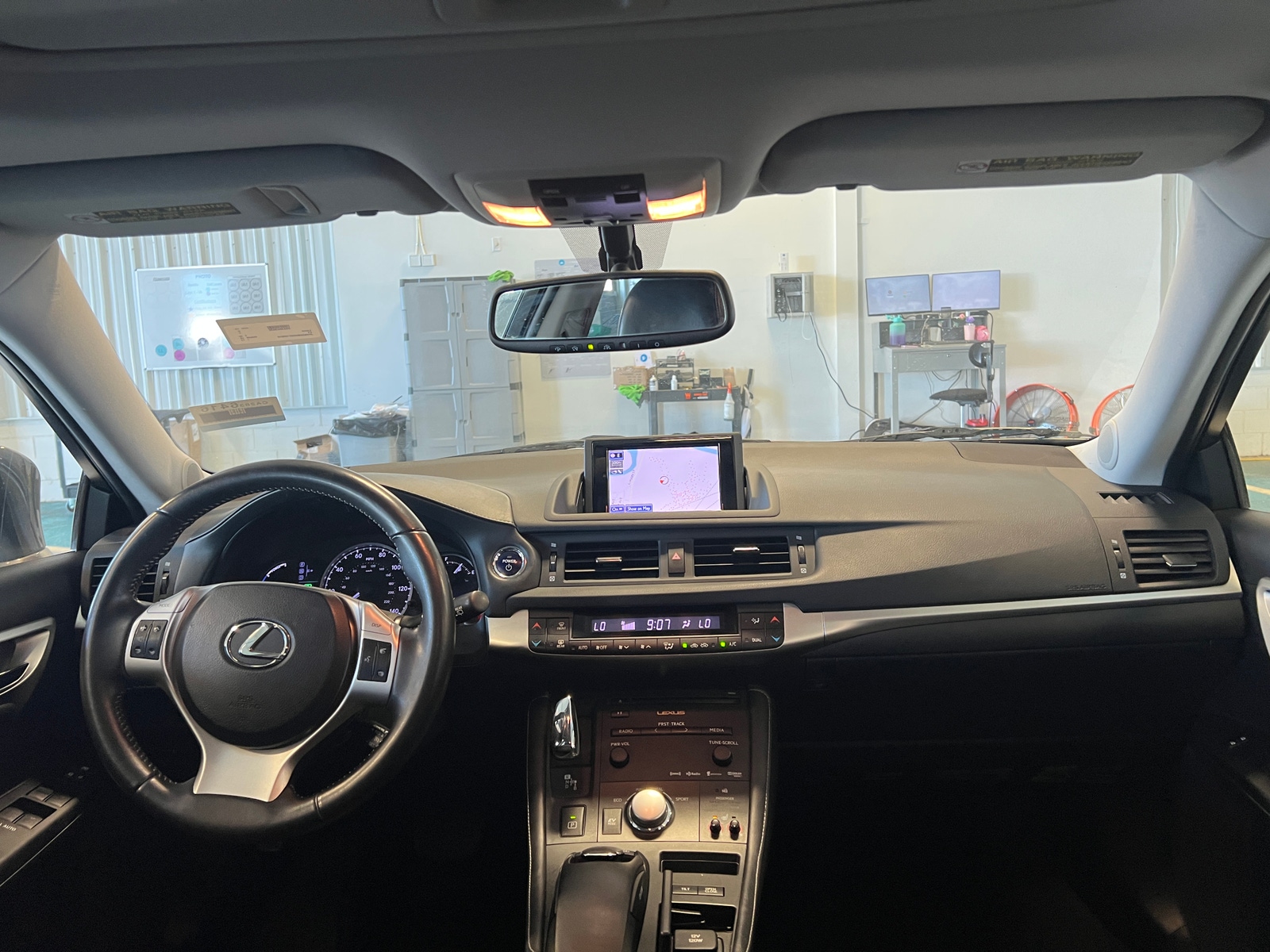 Thumbnail: 2013 Lexus CT - 2