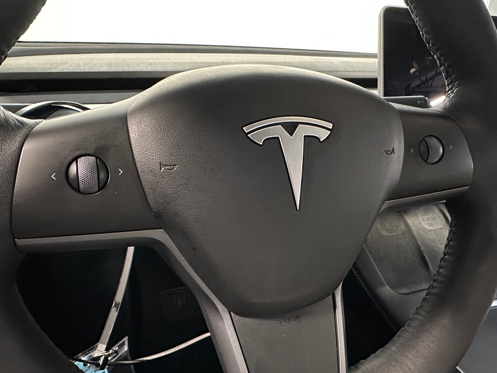 Thumbnail: 2022 Tesla Model Y - 4