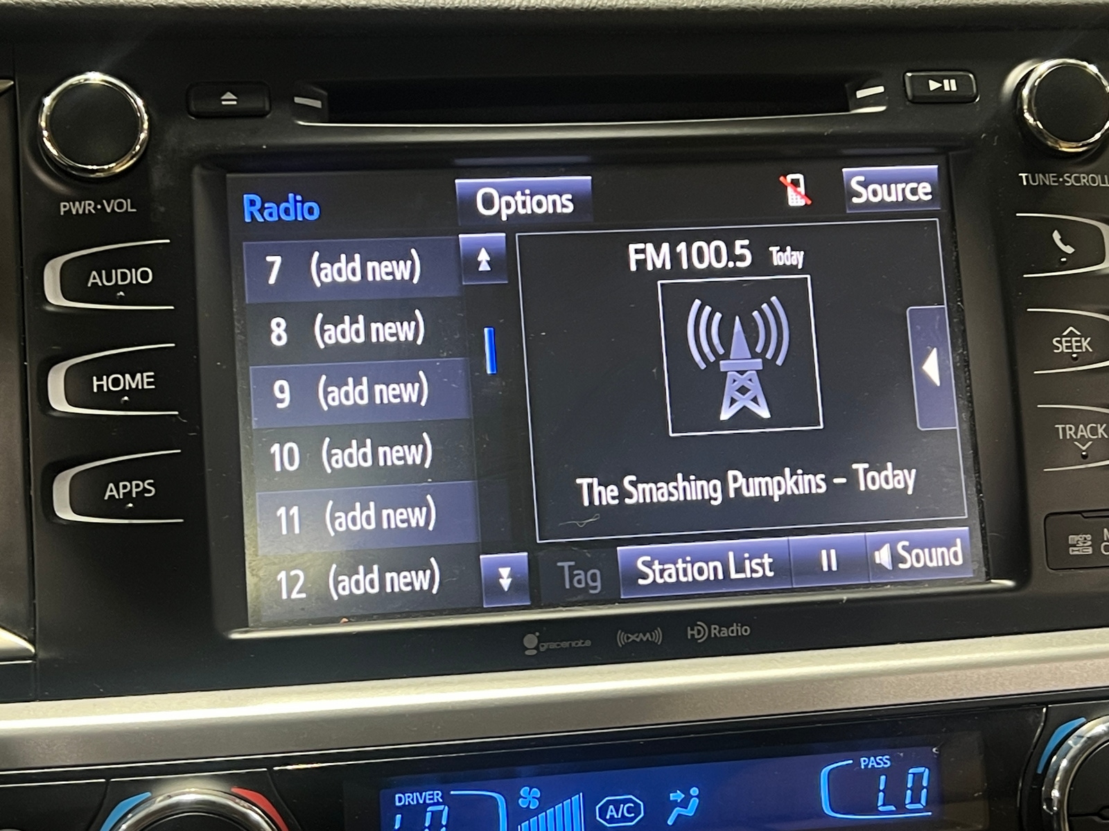 Thumbnail: 2019 Toyota Highlander - 3