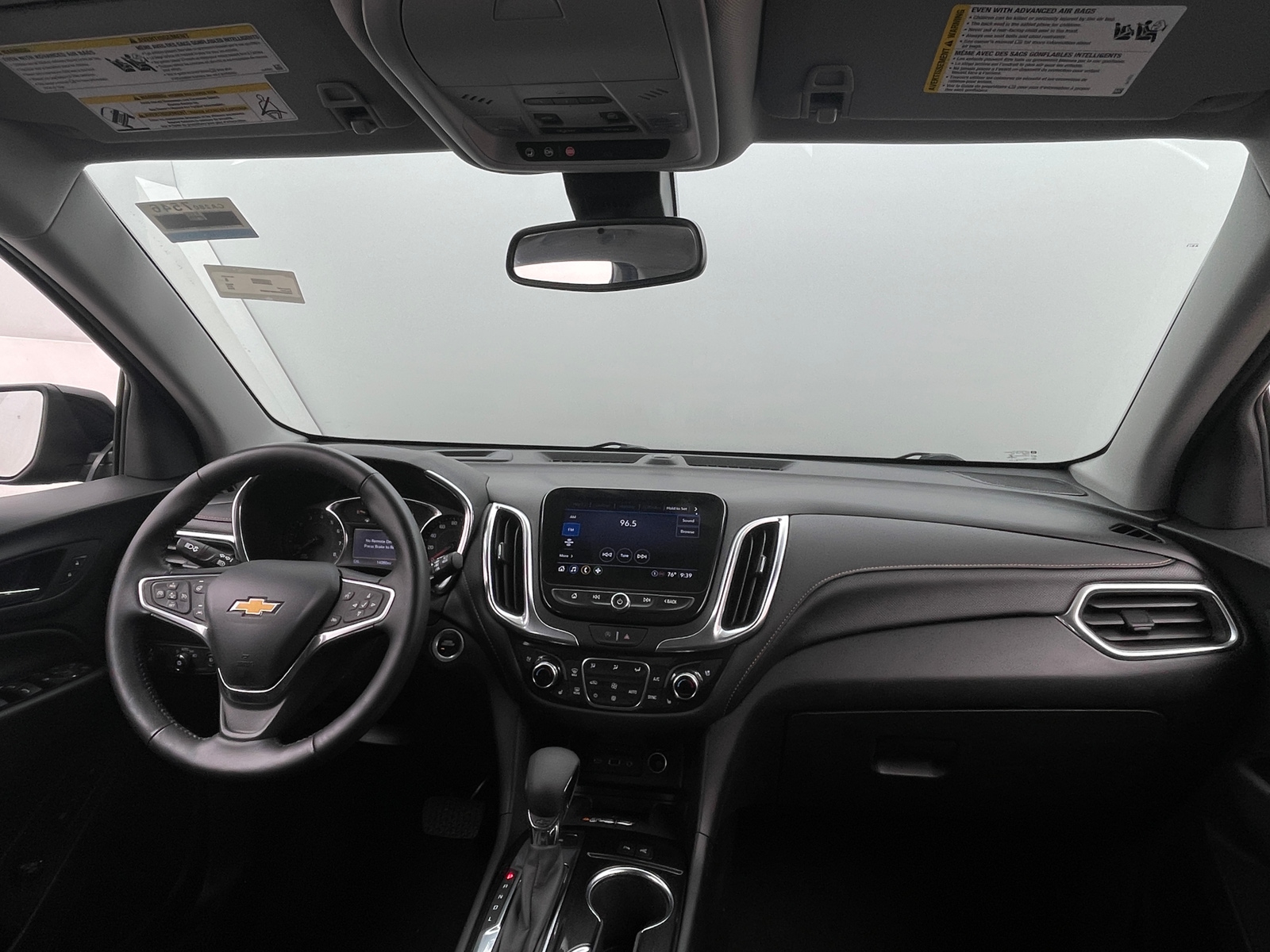 Thumbnail: 2022 Chevrolet Equinox - 3