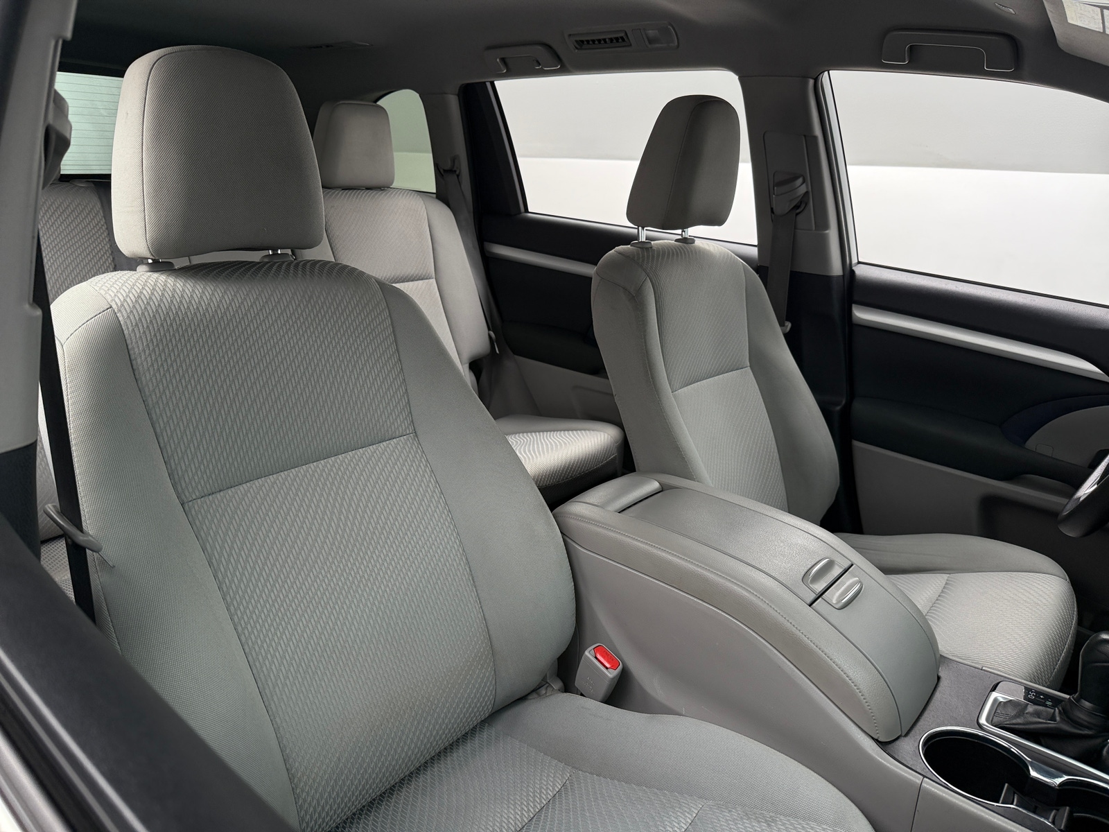 Thumbnail: 2019 Toyota Highlander - 2