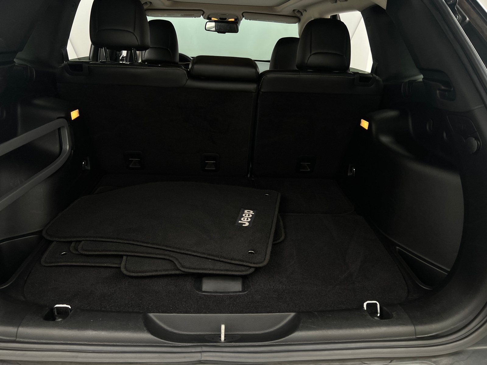 Thumbnail: 2014 Jeep Cherokee - 6