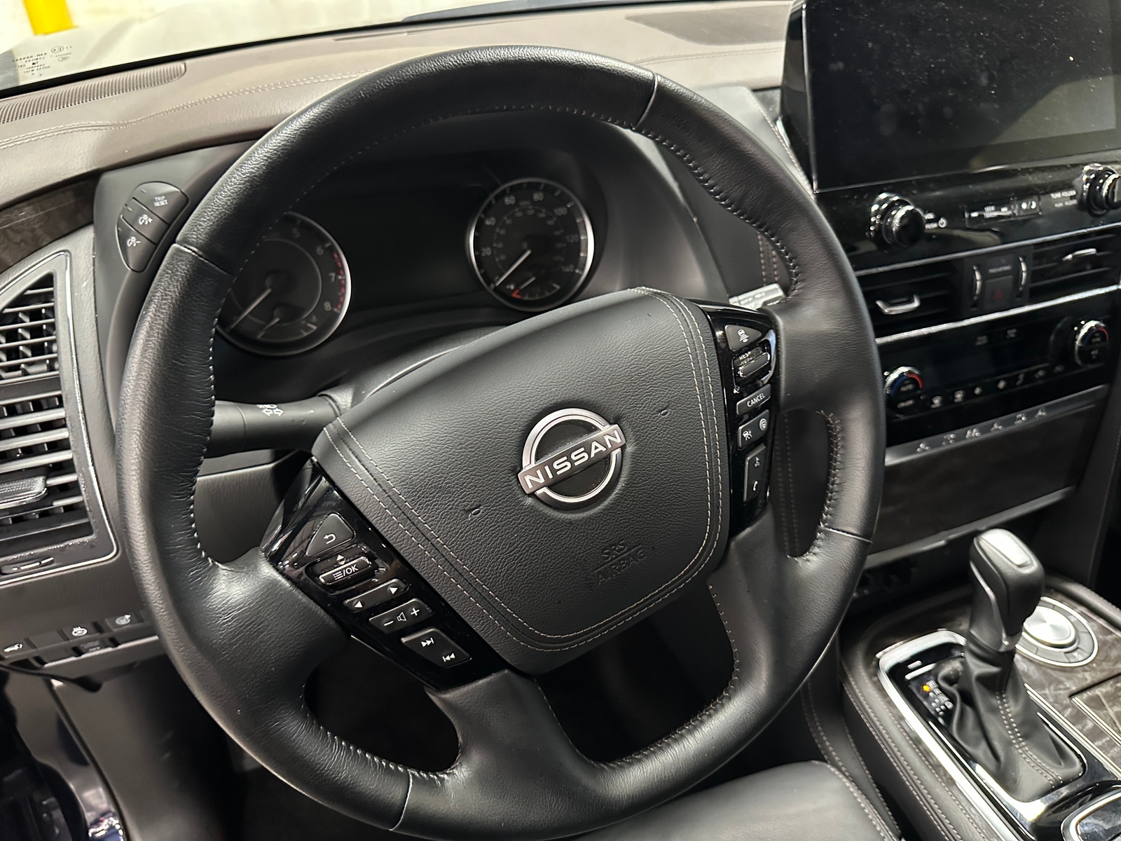 Thumbnail: 2024 Nissan Armada - 4