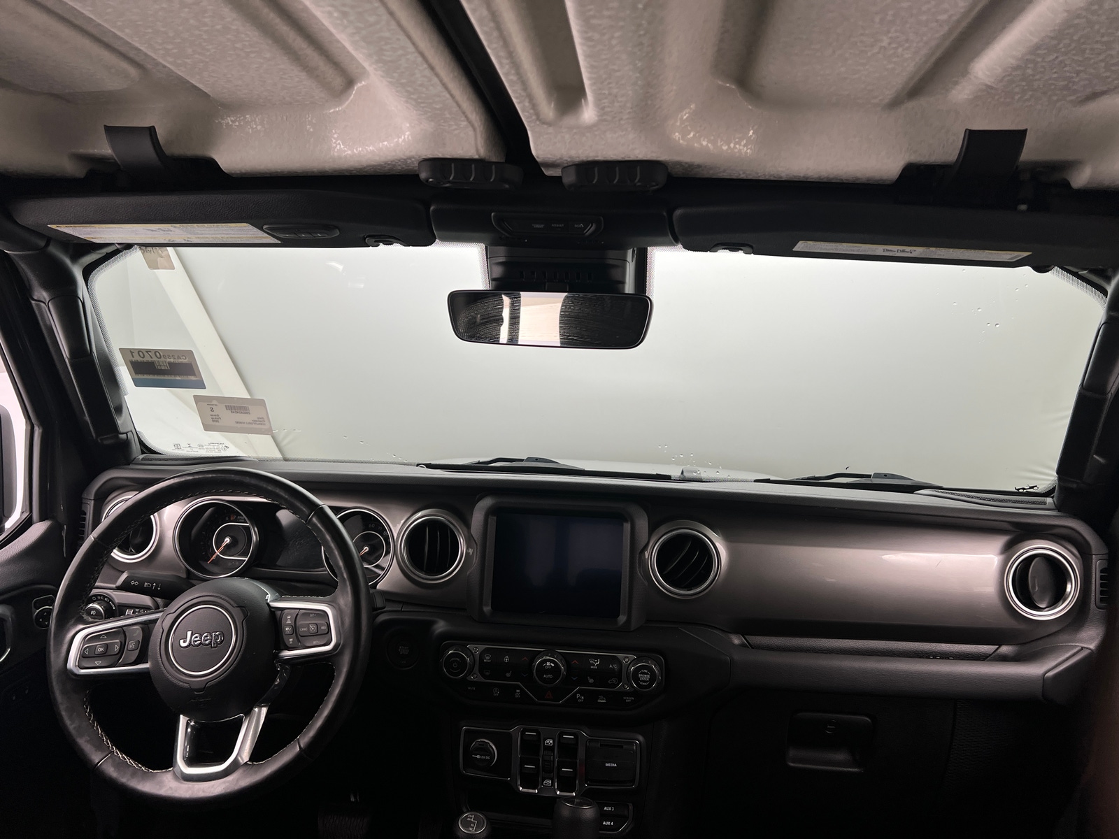 Thumbnail: 2020 Jeep Gladiator - 3