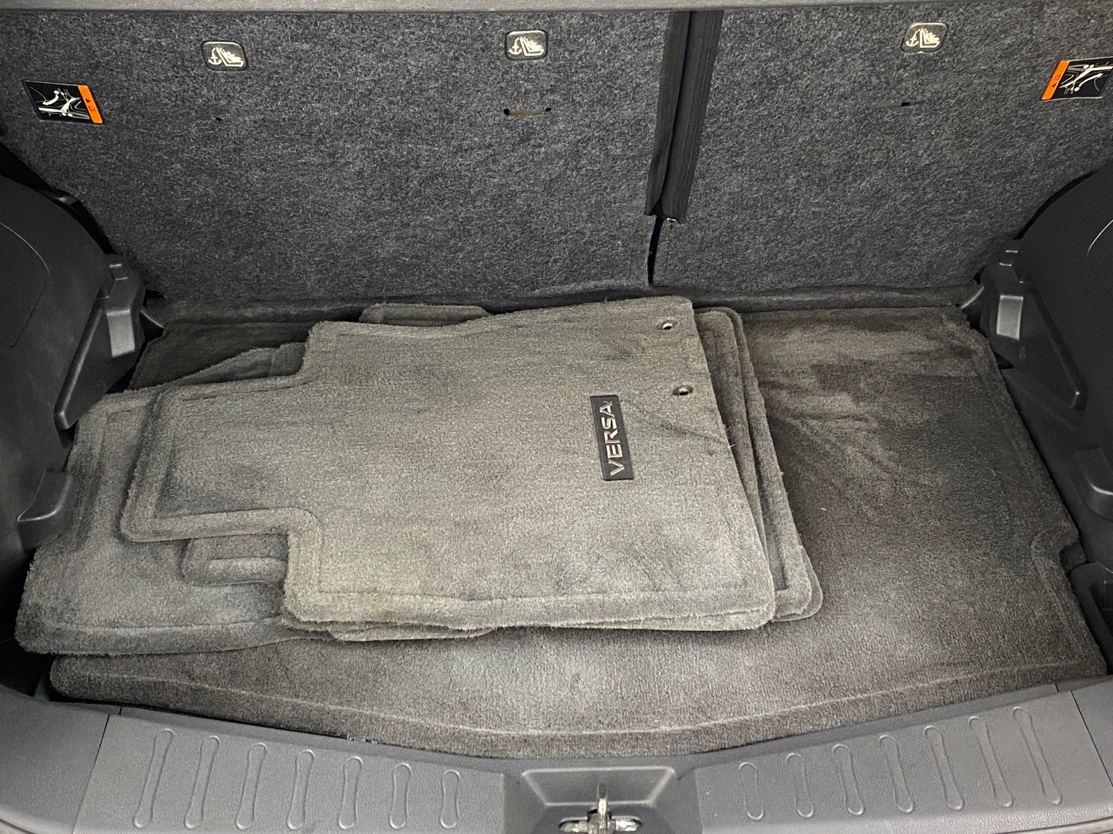 Thumbnail: 2015 Nissan Versa - 7