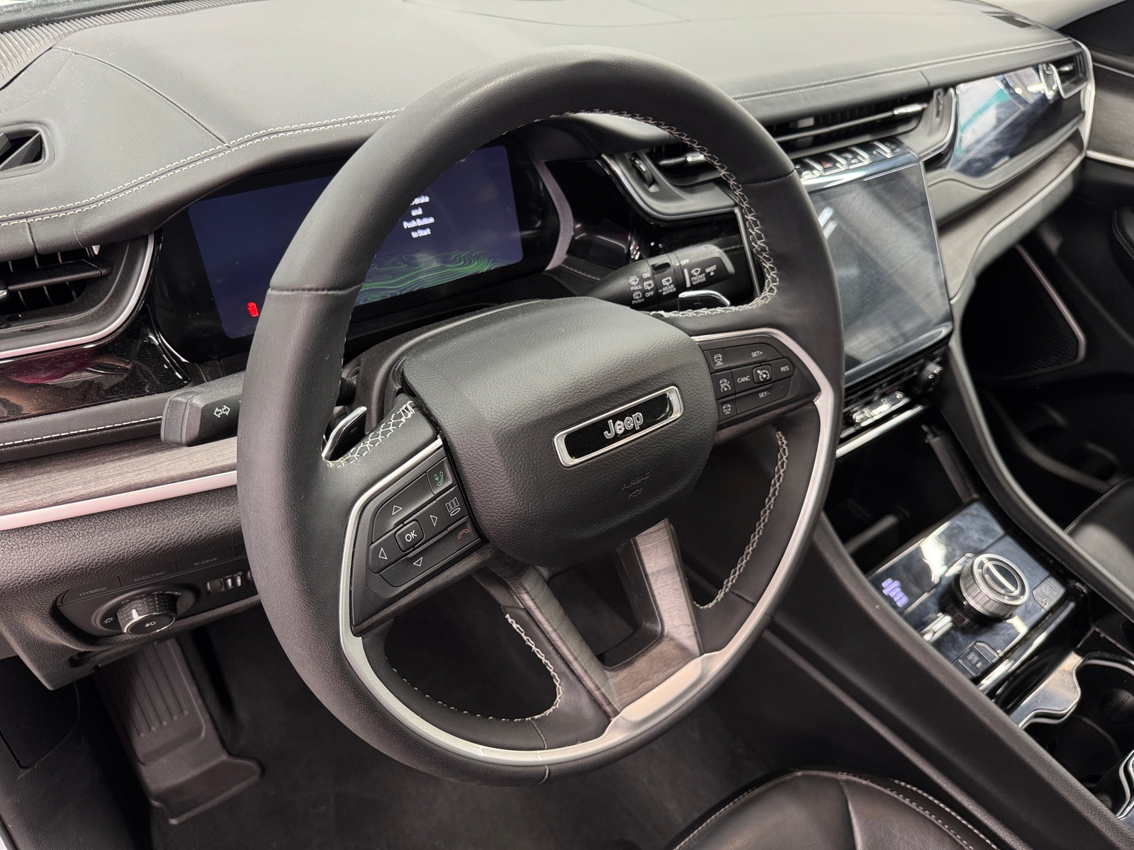 Thumbnail: 2022 Jeep Grand Cherokee - 2