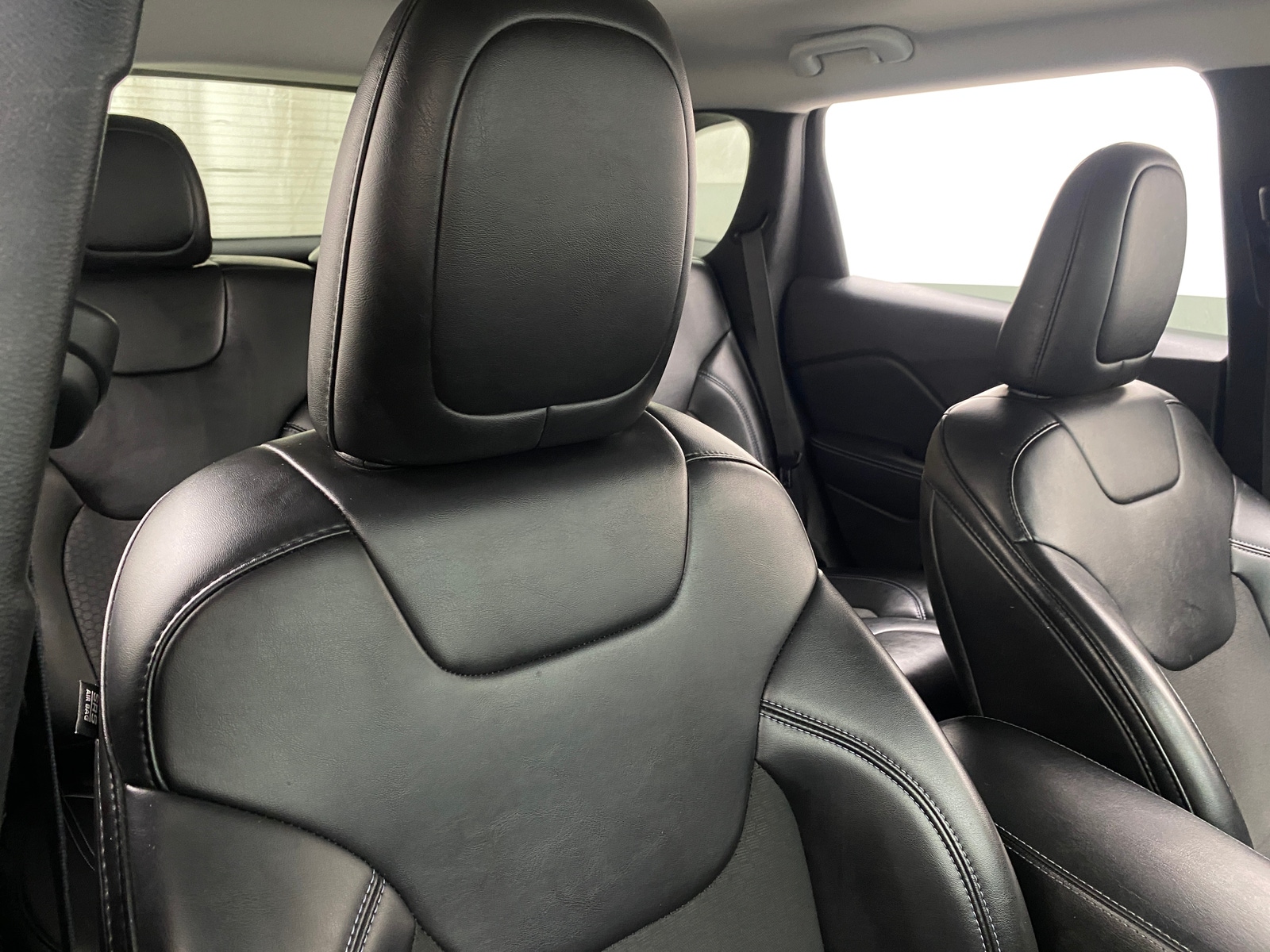 Thumbnail: 2019 Jeep Cherokee - 2