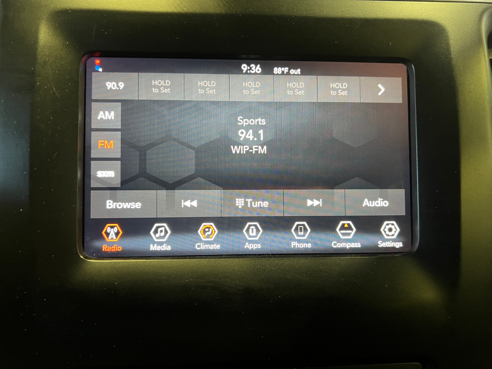 Thumbnail: 2019 Jeep Cherokee - 4
