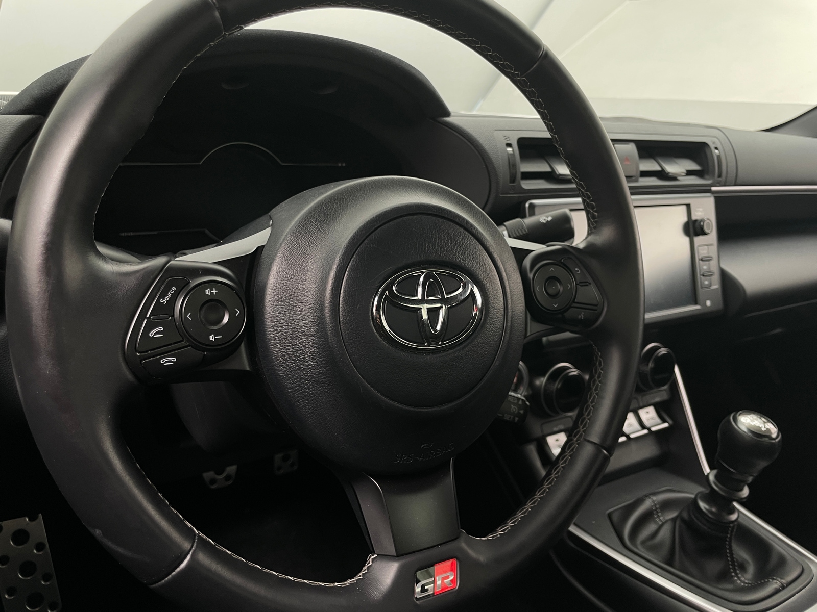 Thumbnail: 2023 Toyota GR86 - 4