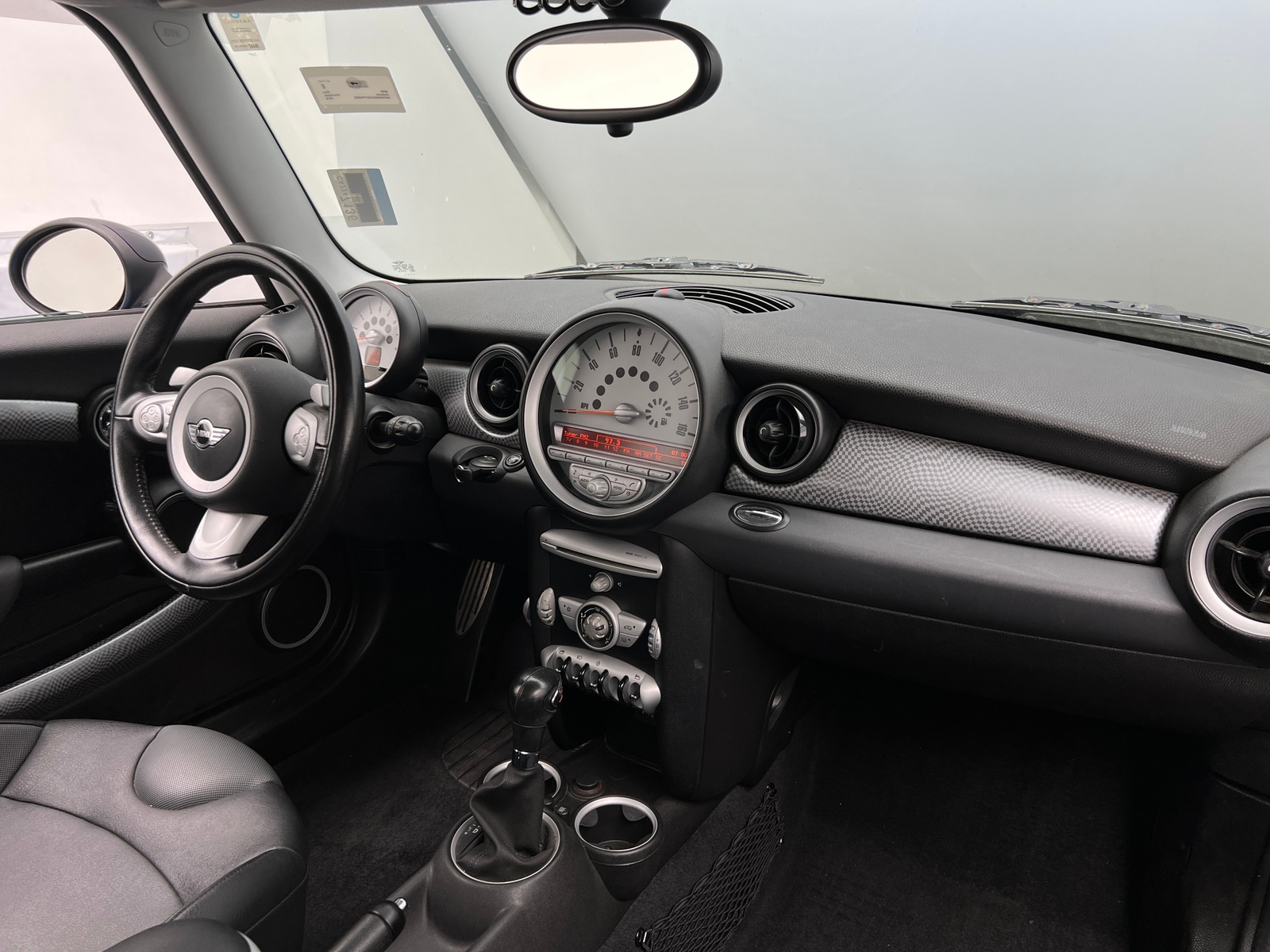 Thumbnail: 2010 MINI Cooper Clubman - 2