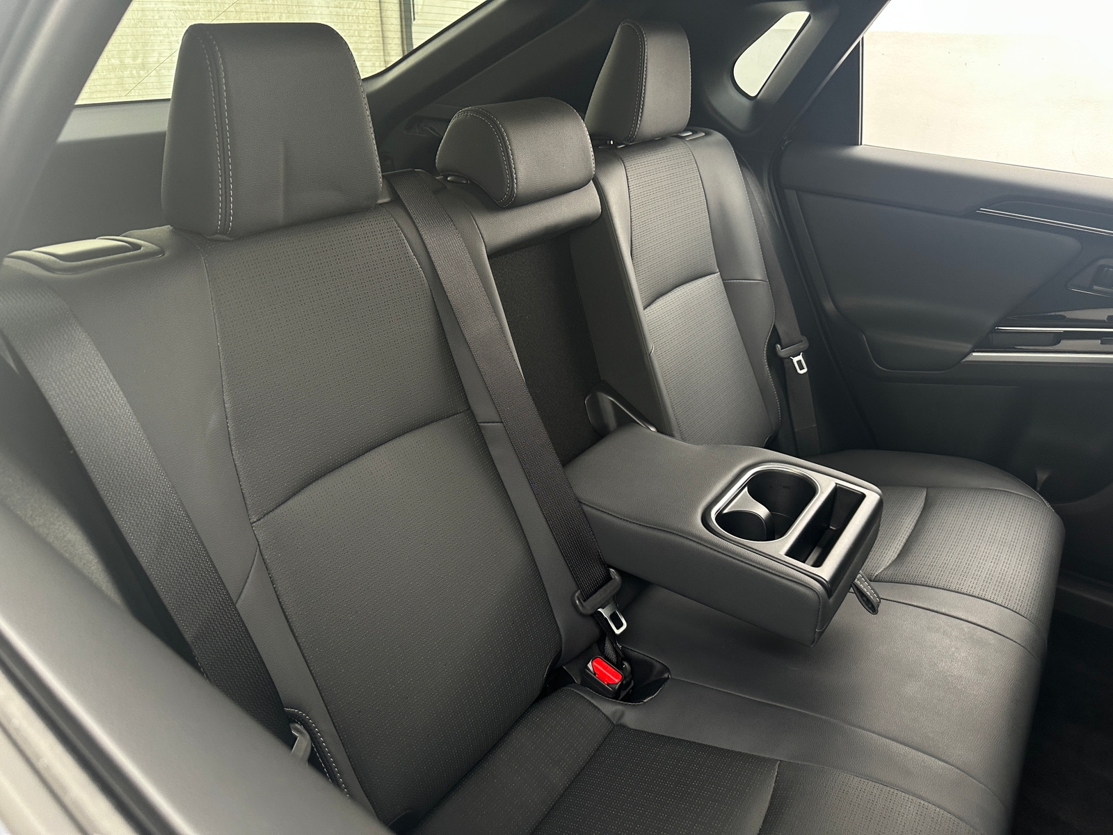 Thumbnail: 2024 Subaru Solterra - 5