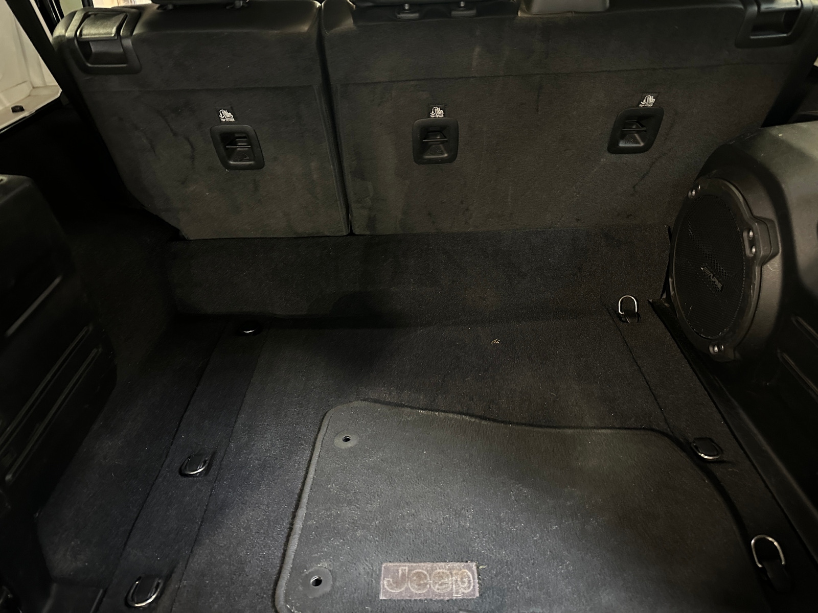 Thumbnail: 2021 Jeep Wrangler - 6