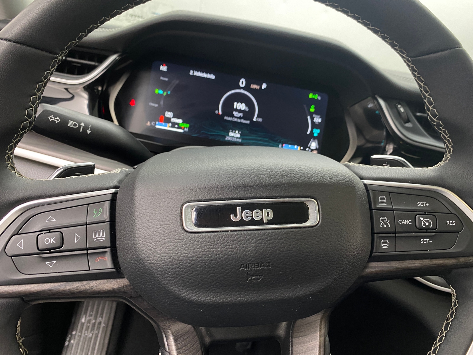 Thumbnail: 2023 Jeep Grand Cherokee - 5