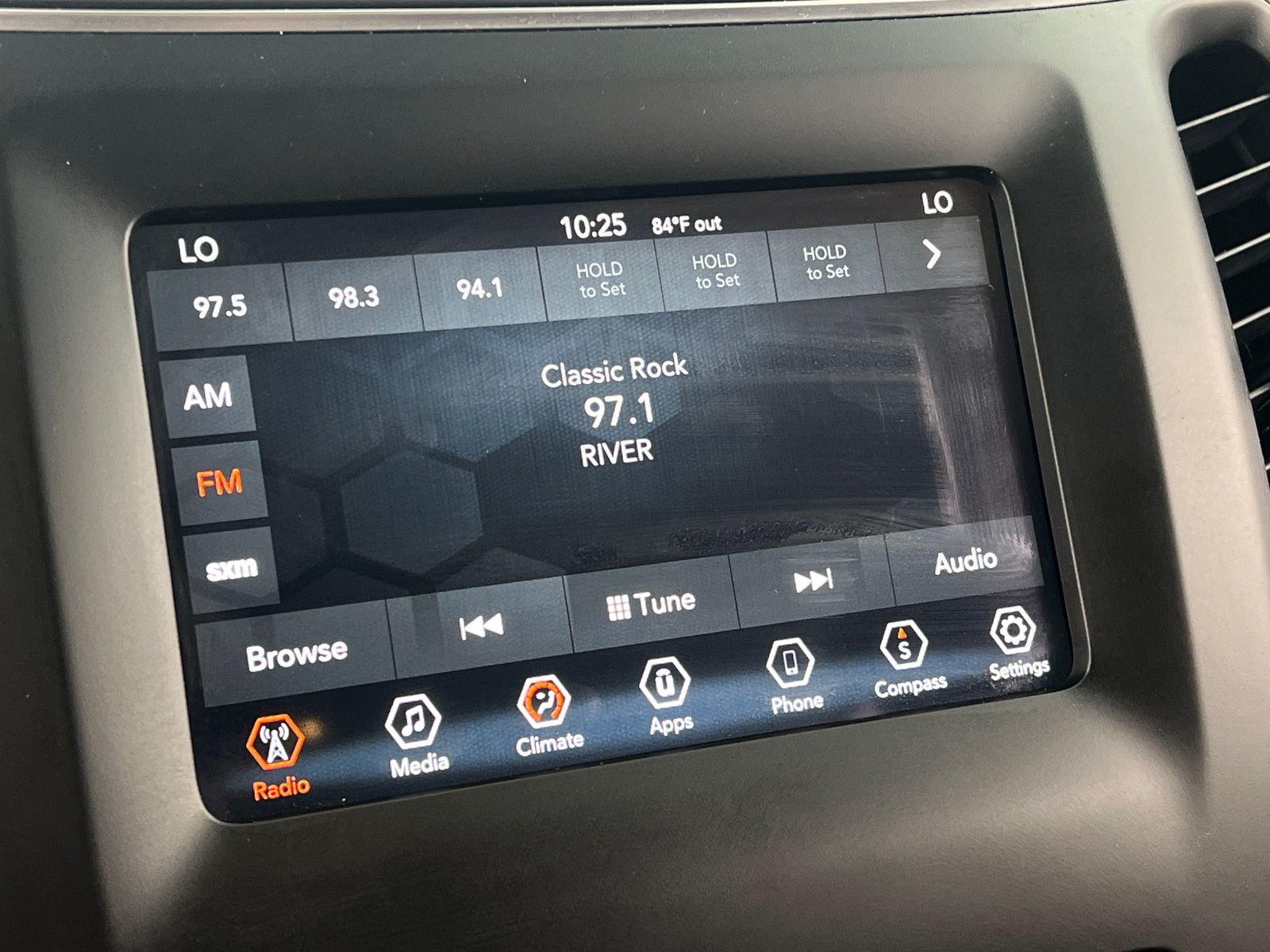 Thumbnail: 2019 Jeep Cherokee - 4