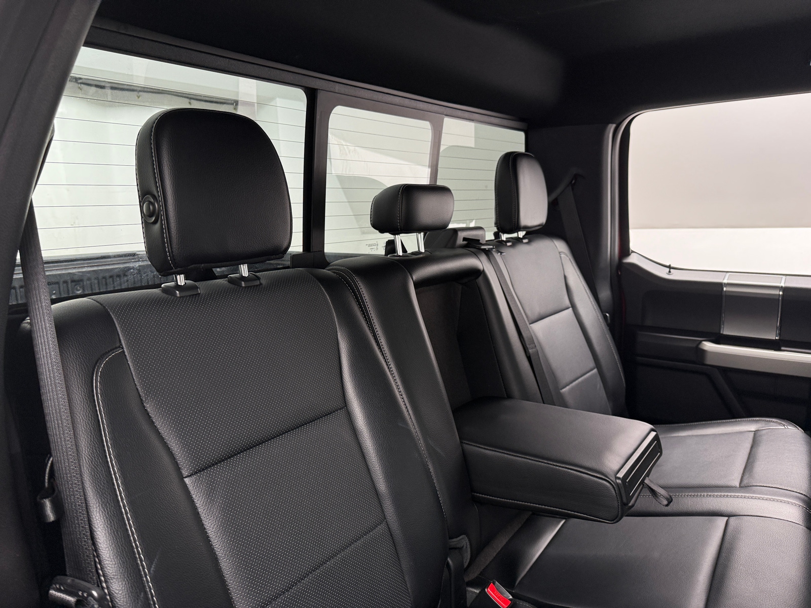 Thumbnail: 2016 Ford Econoline - 5