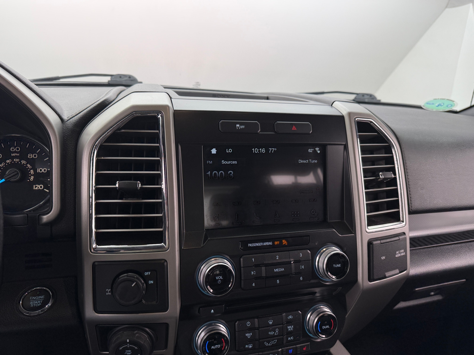 Thumbnail: 2016 Ford Econoline - 3