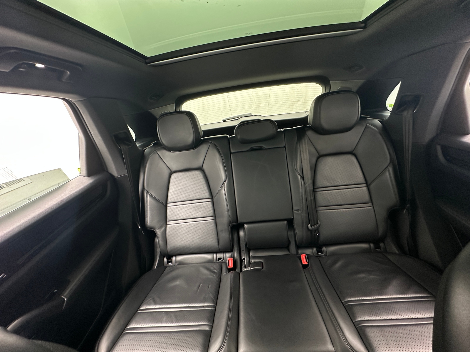 Thumbnail: 2019 Porsche Cayenne - 5